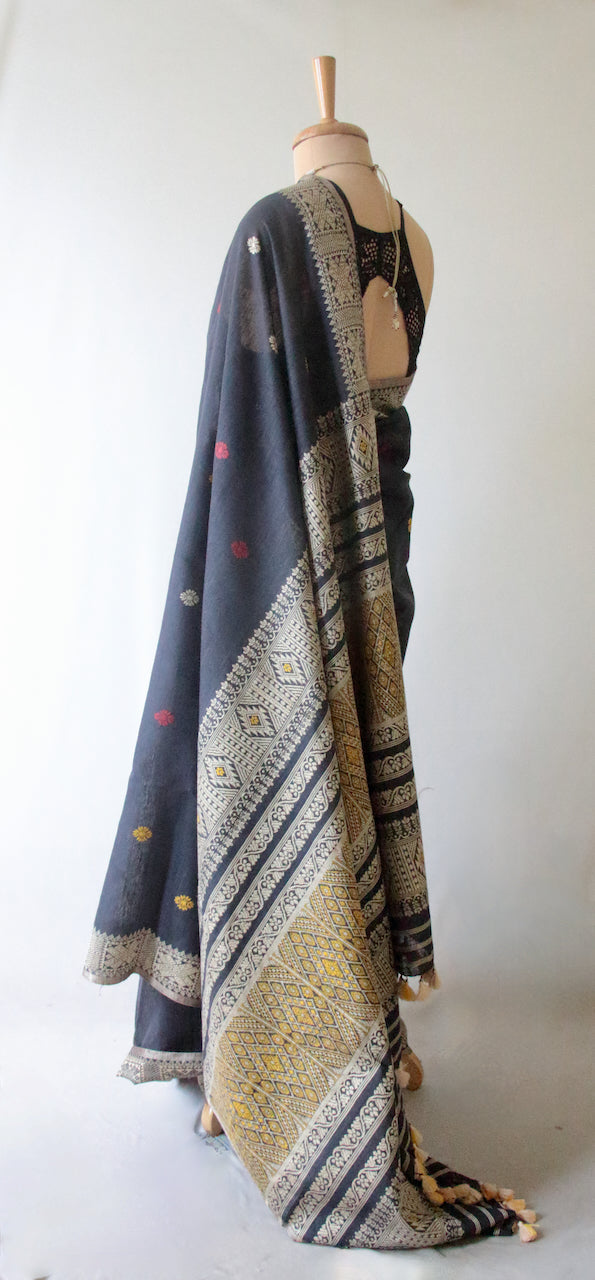 Natural Dyed Dark Grey Handloom Eri Silk / Mulberry Silk Sari from Assam