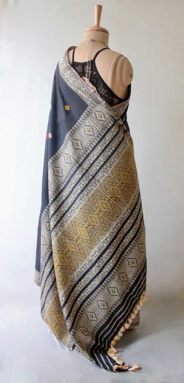 Natural Dyed Dark Grey Handloom Eri Silk / Mulberry Silk Sari from Assam