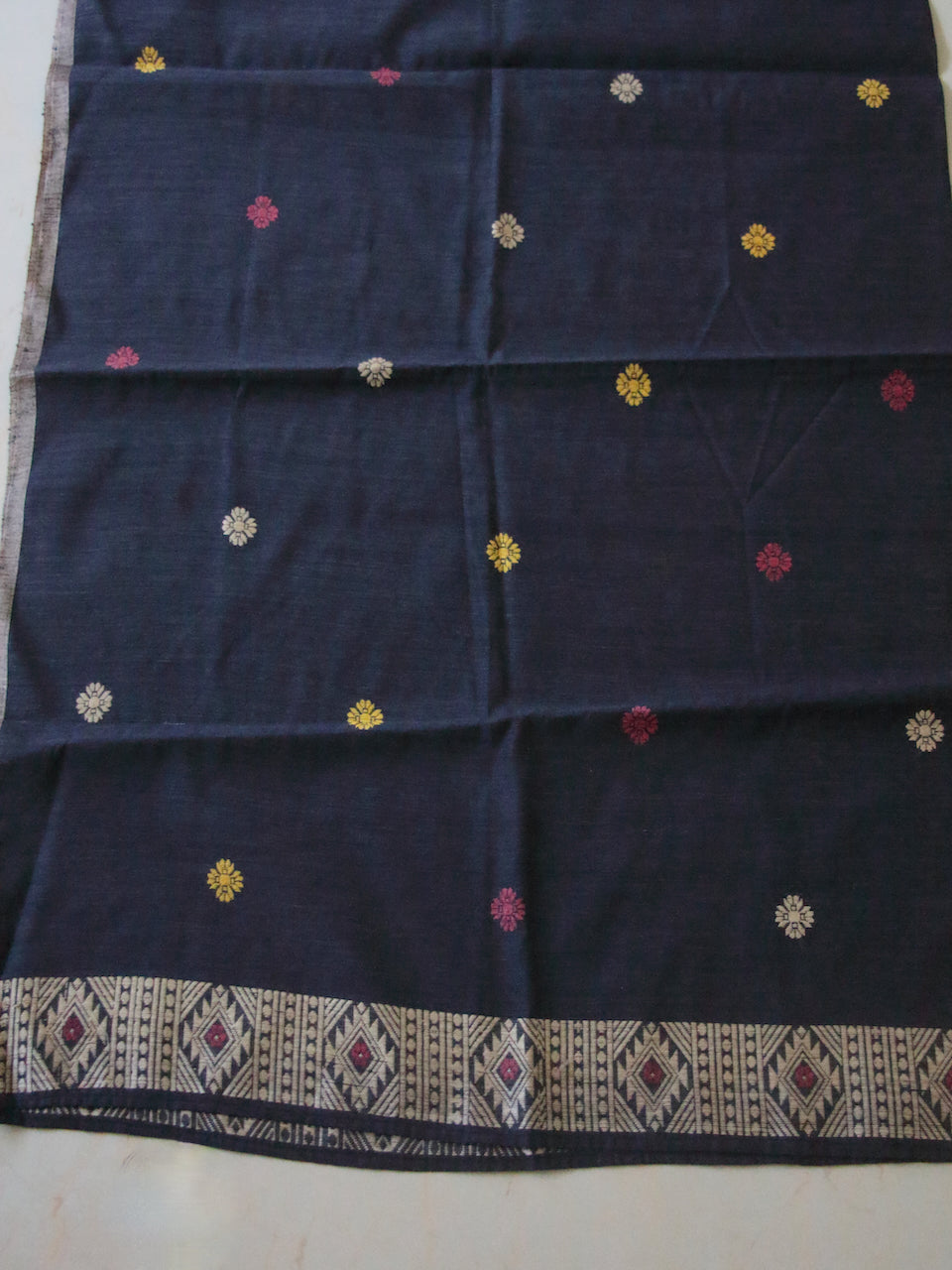 Natural Dyed Dark Grey Handloom Eri Silk / Mulberry Silk Sari from Assam