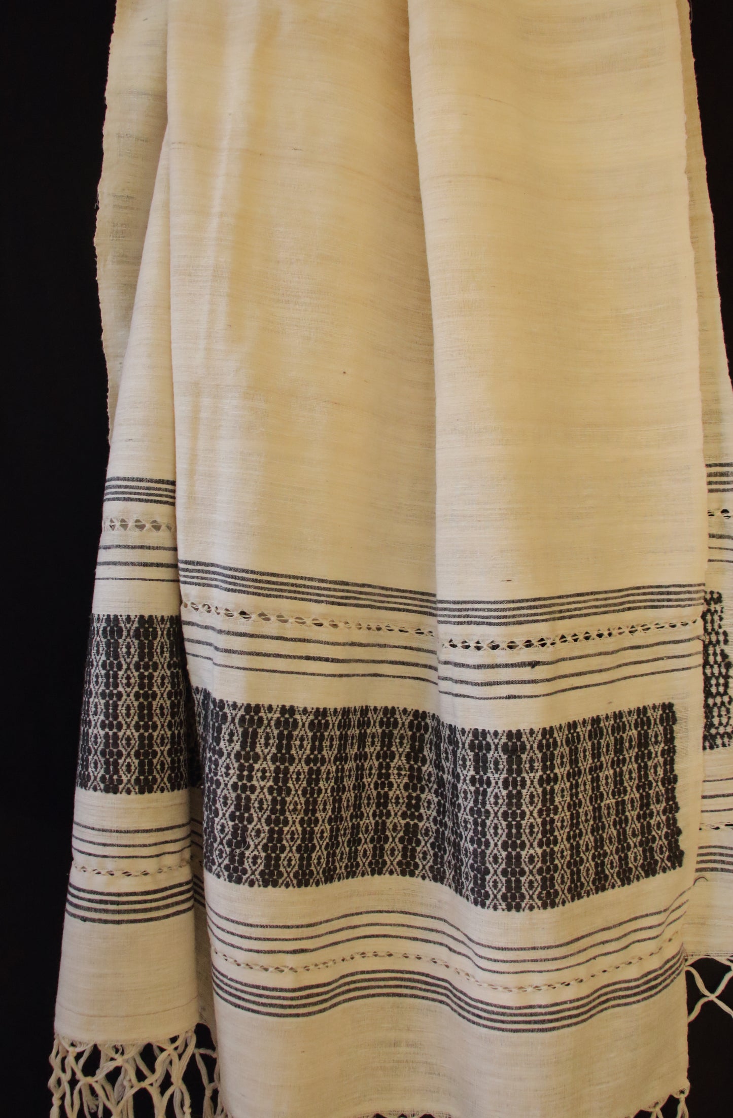 Natural Off White Handloom Eri Silk Shawl