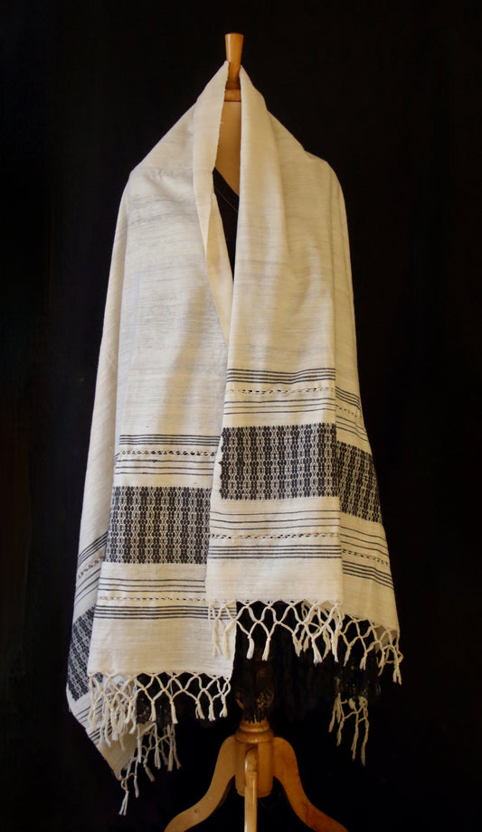Natural Off White Handloom Eri Silk Shawl