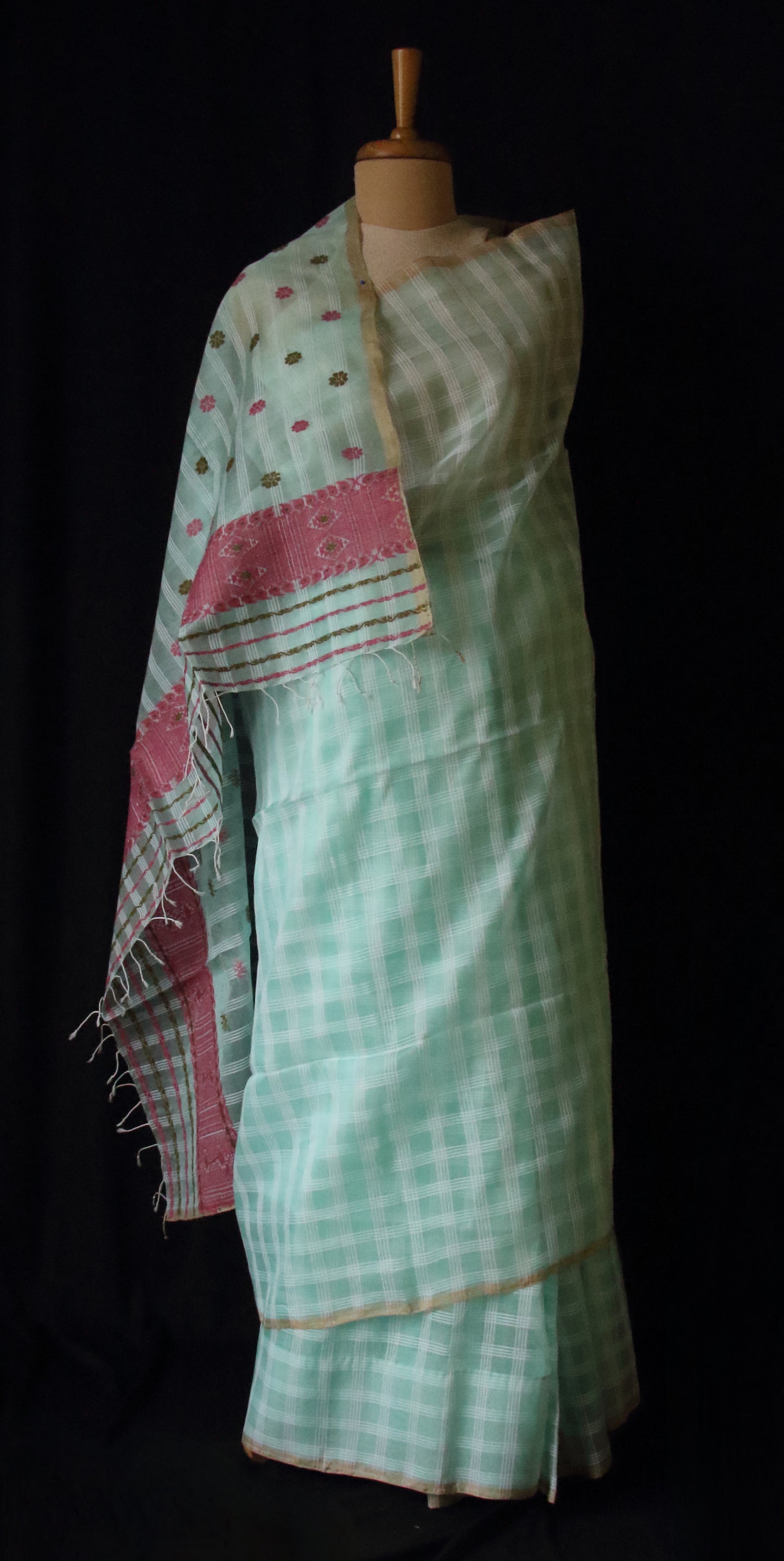 Handloom Organza Saree with chequered effect from Assam