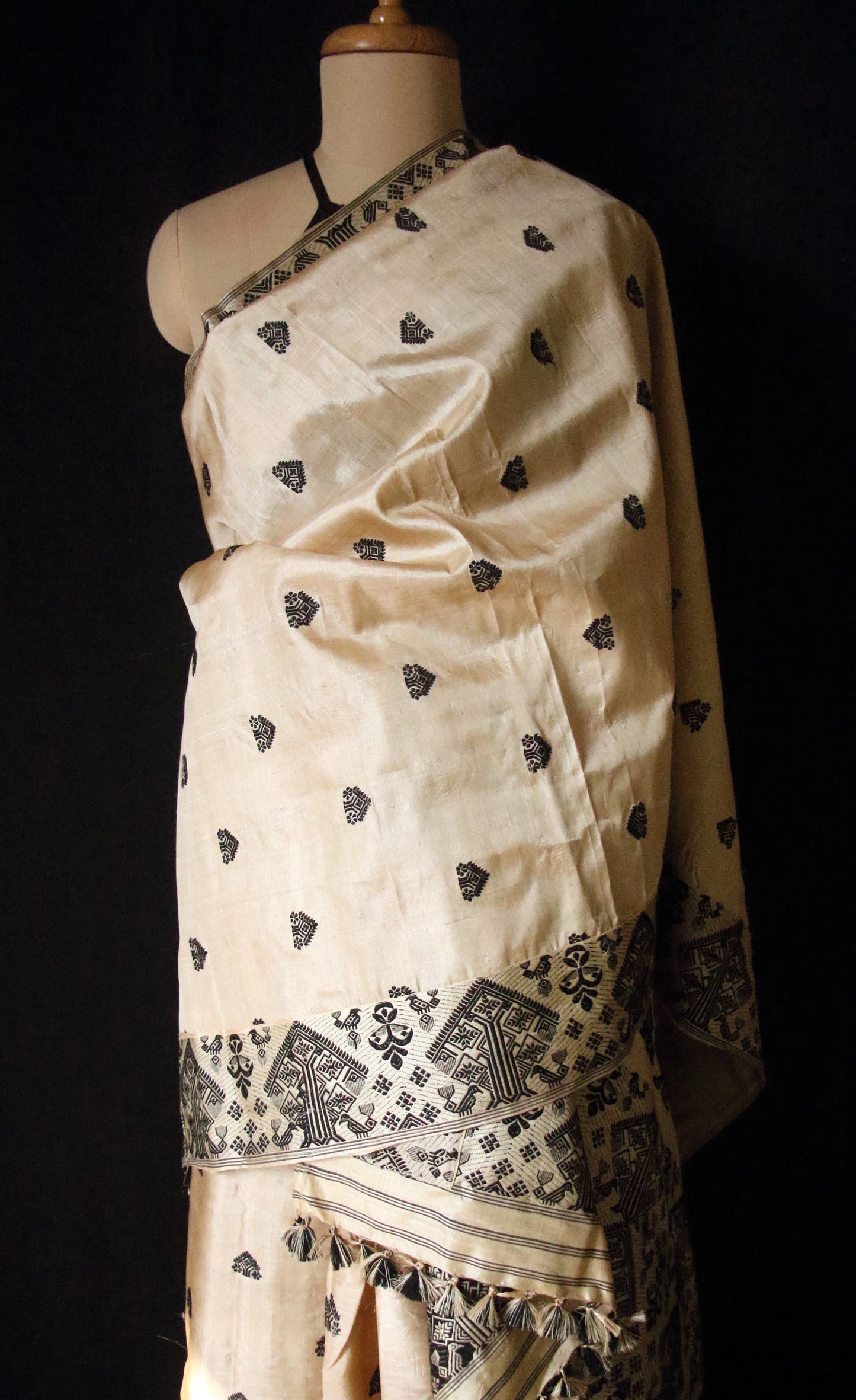 Tassar Silk Handloom Traditional Mekhla Chador Set