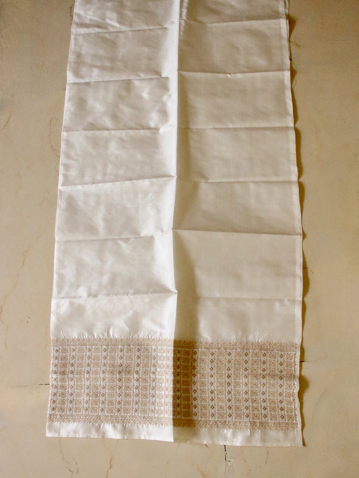 Natural Off White Colour Traditional Handloom Mulberry Silk Mekhla Chador Set