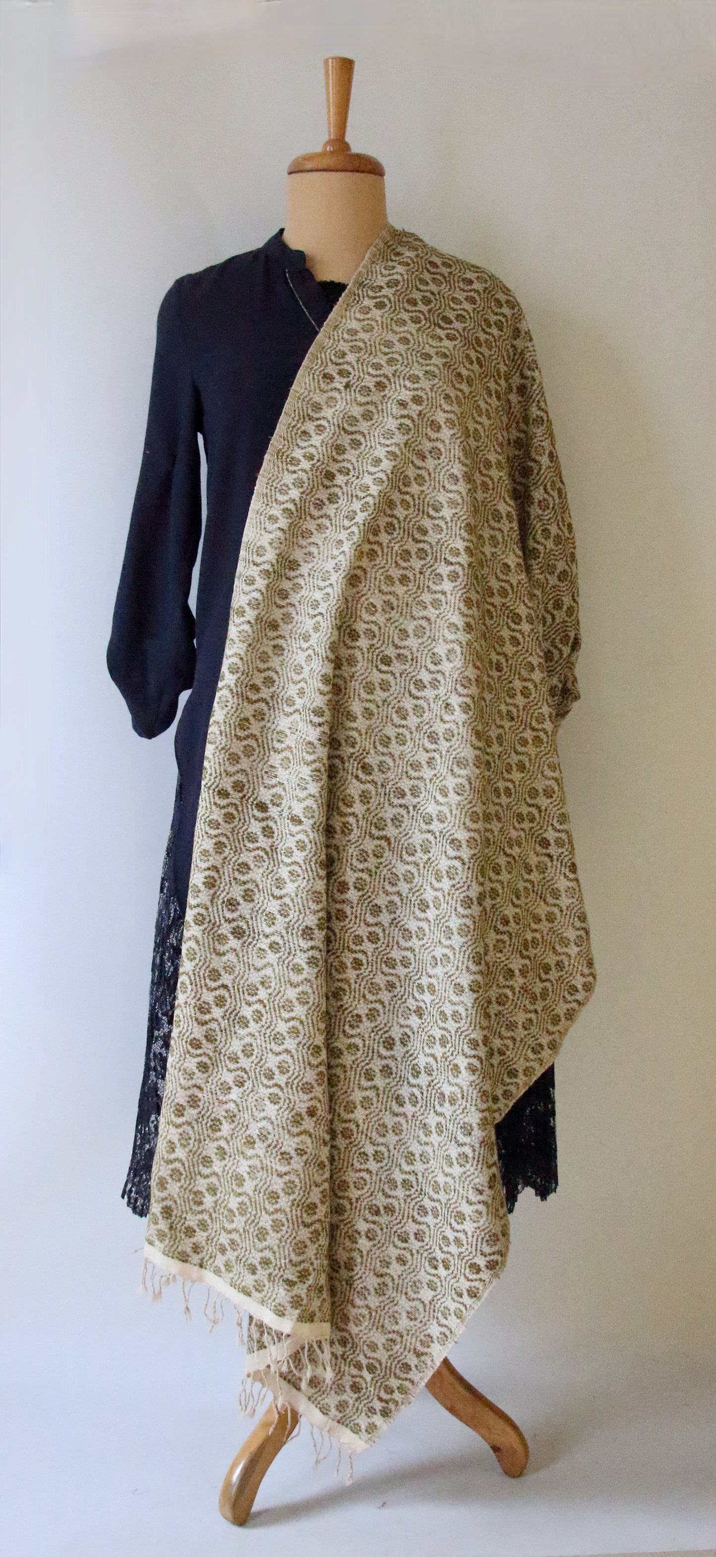 Patterned Eri Silk Handwoven Scarf from Assam