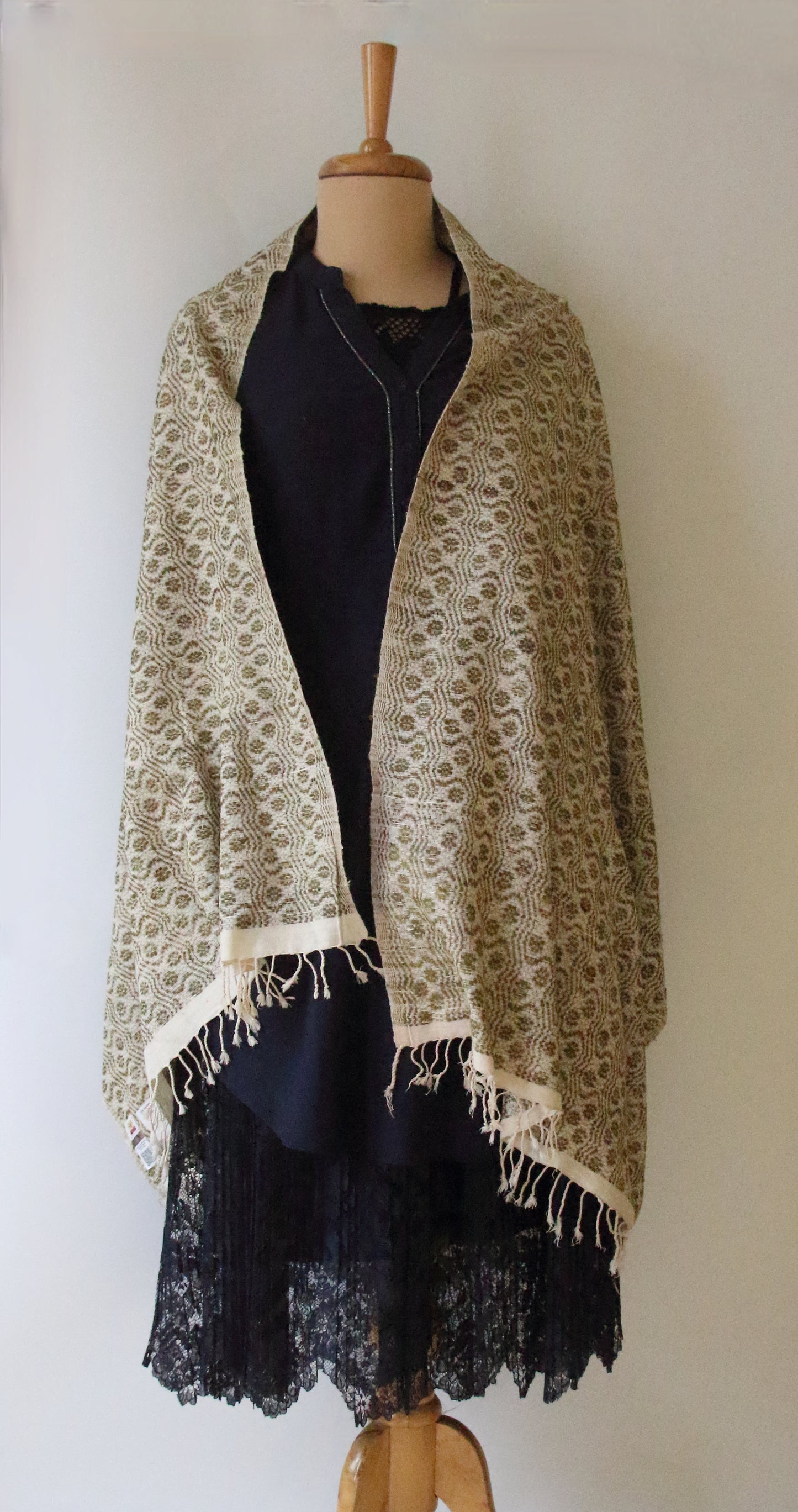 Patterned Eri Silk Handwoven Scarf from Assam