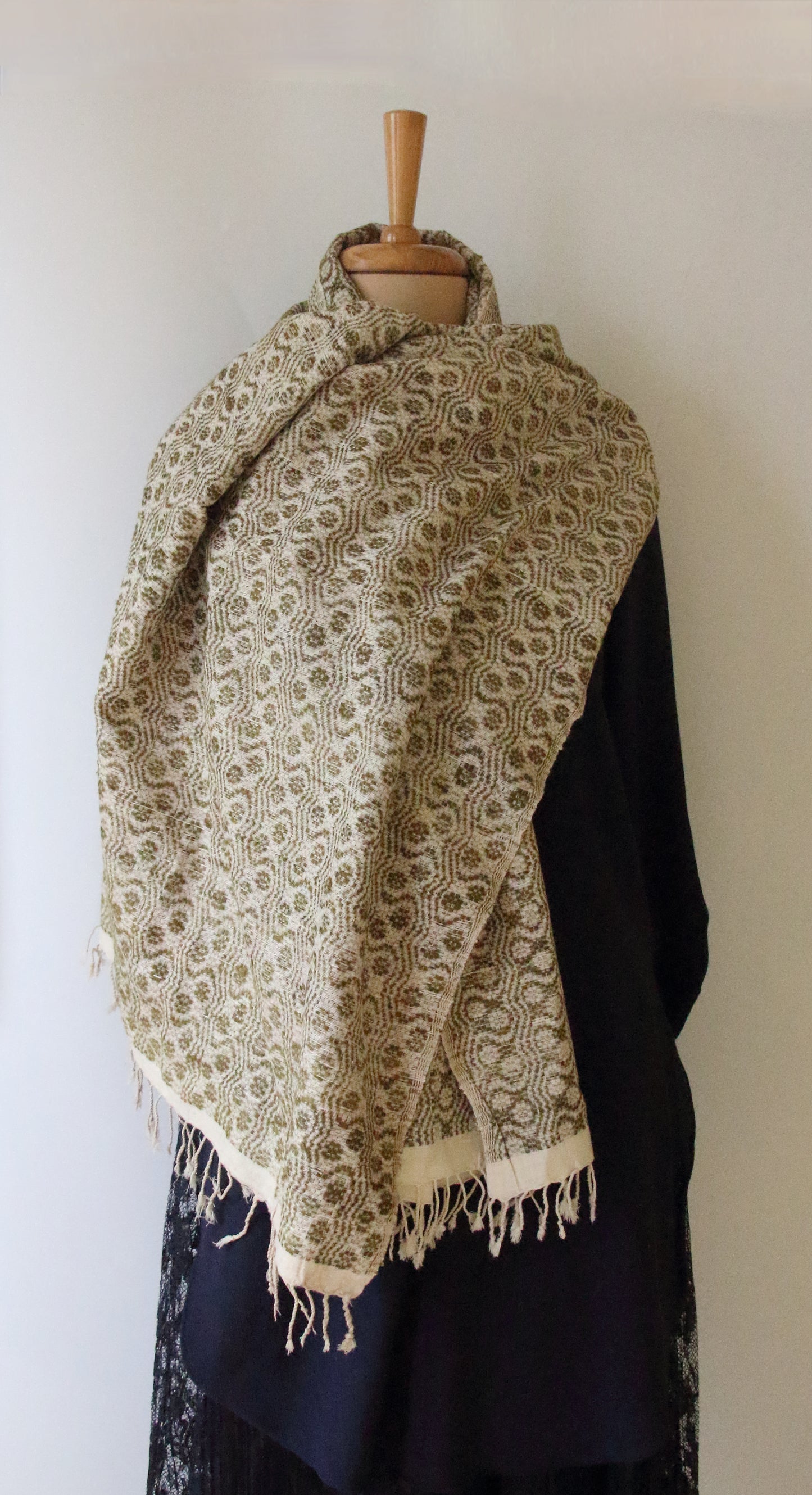 Patterned Eri Silk Handwoven Scarf from Assam