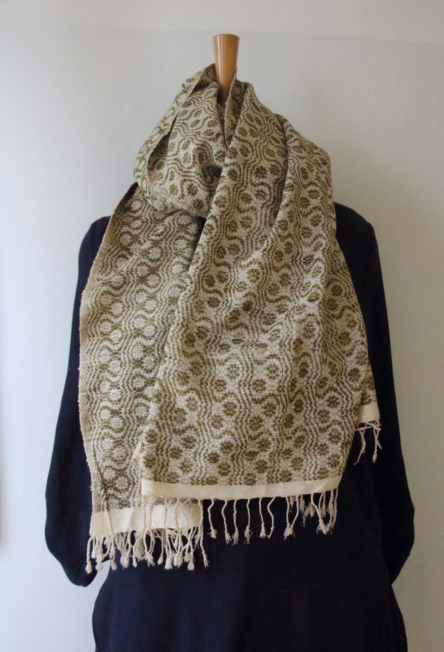 Patterned Eri Silk Handwoven Scarf from Assam