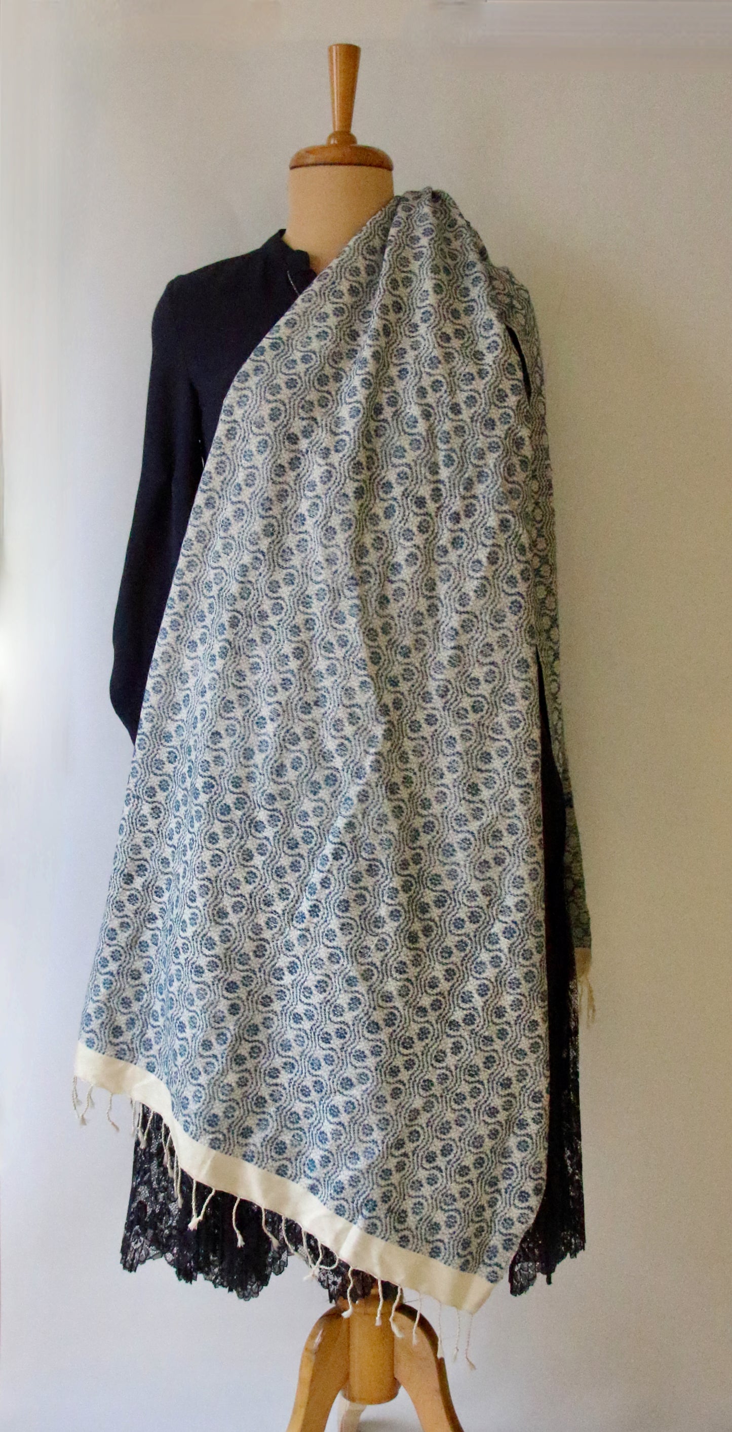 Patterned Eri Silk Handwoven Scarf from Assam