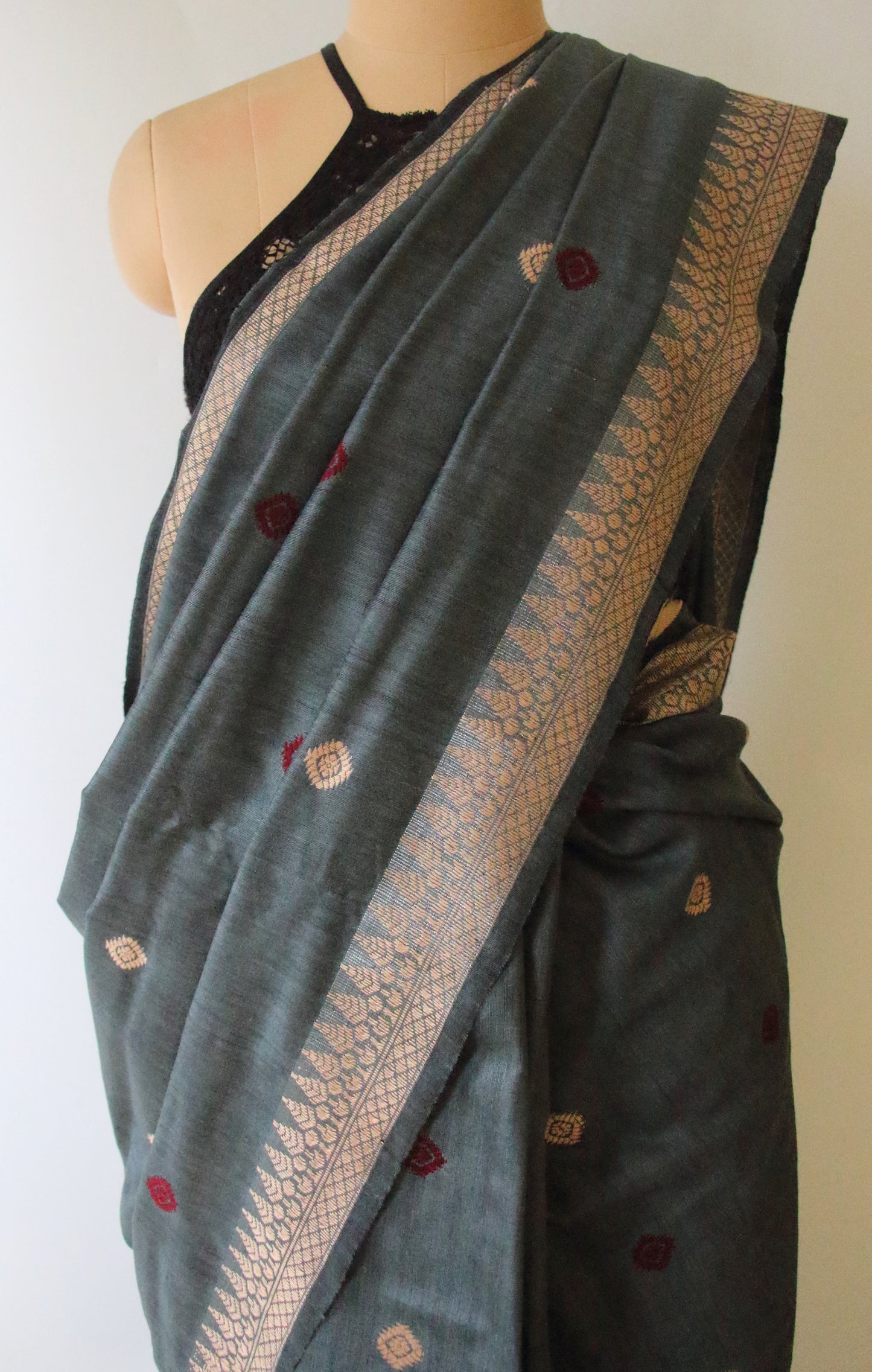 Eri Silk Saree in Grey colour from Assam