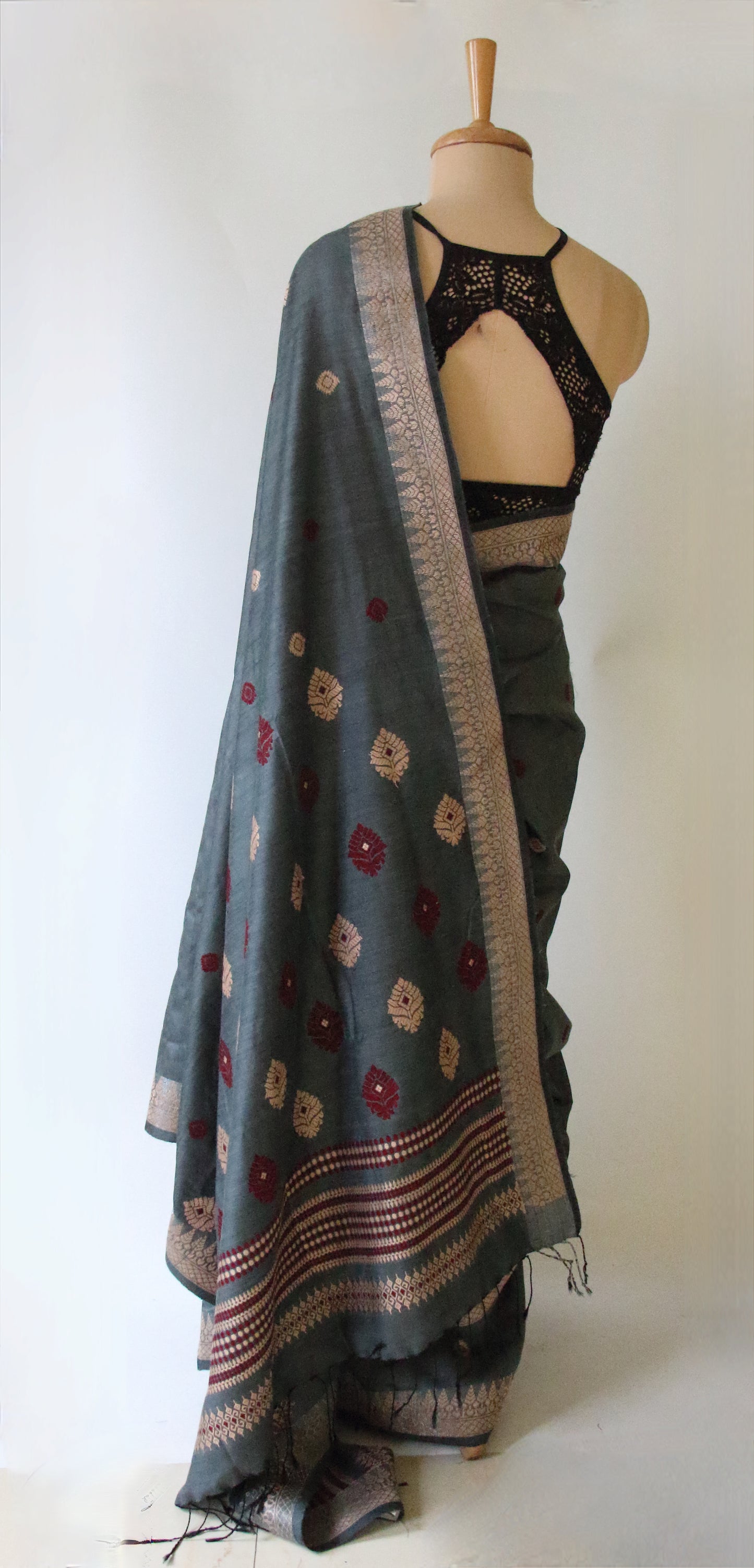 Eri Silk Saree in Grey colour from Assam