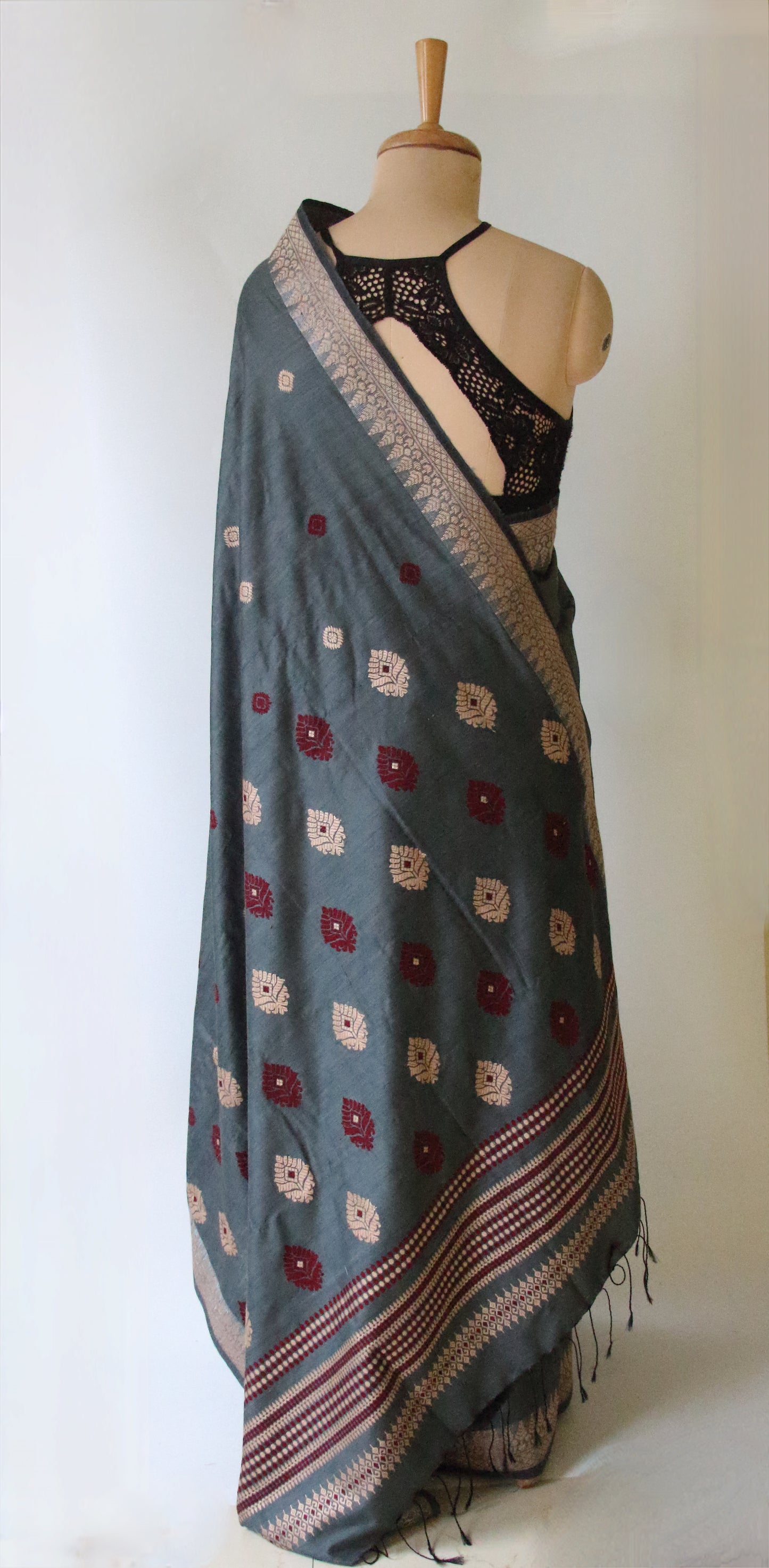 Eri Silk Saree in Grey colour from Assam
