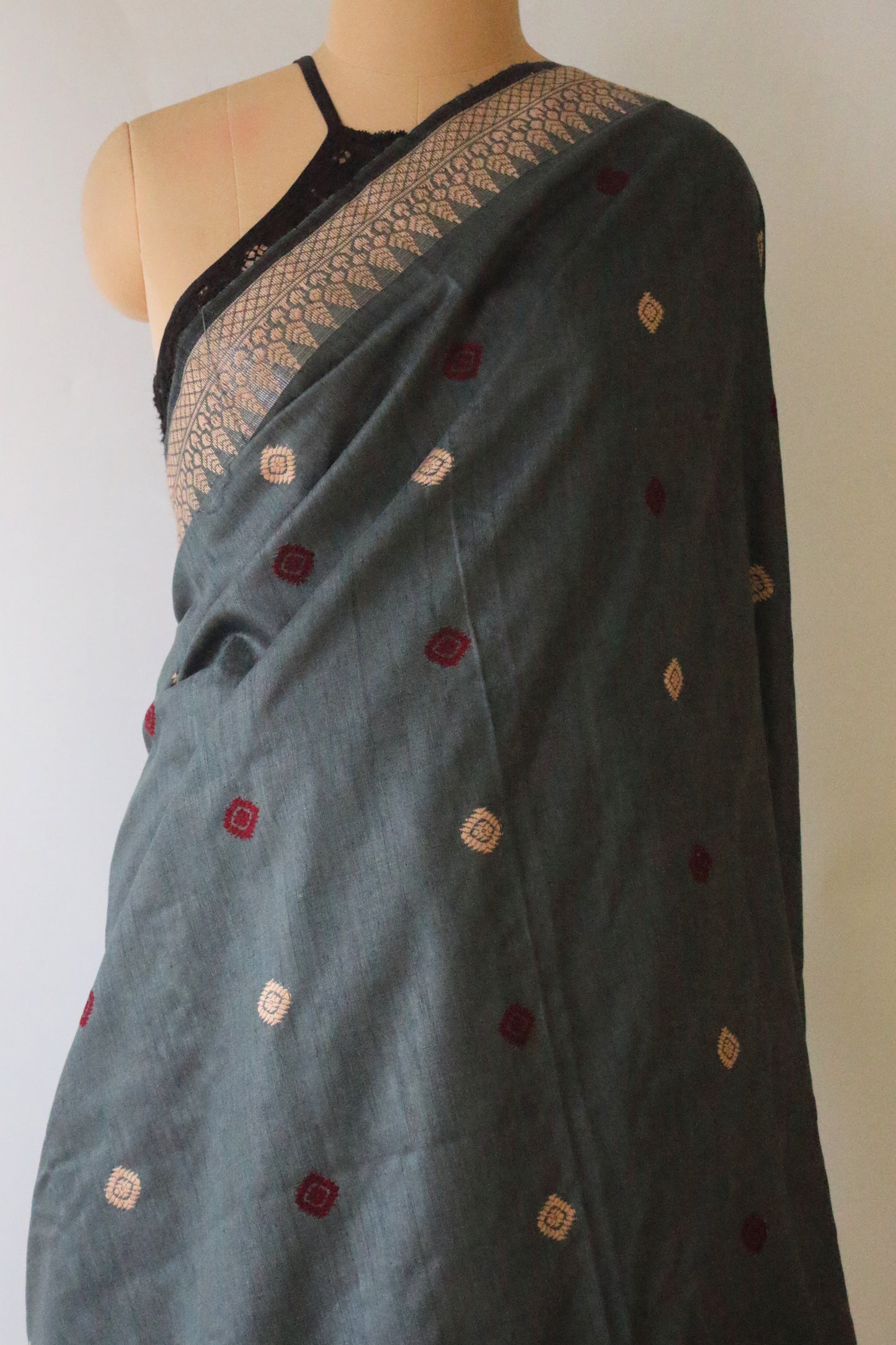 Eri Silk Saree in Grey colour from Assam