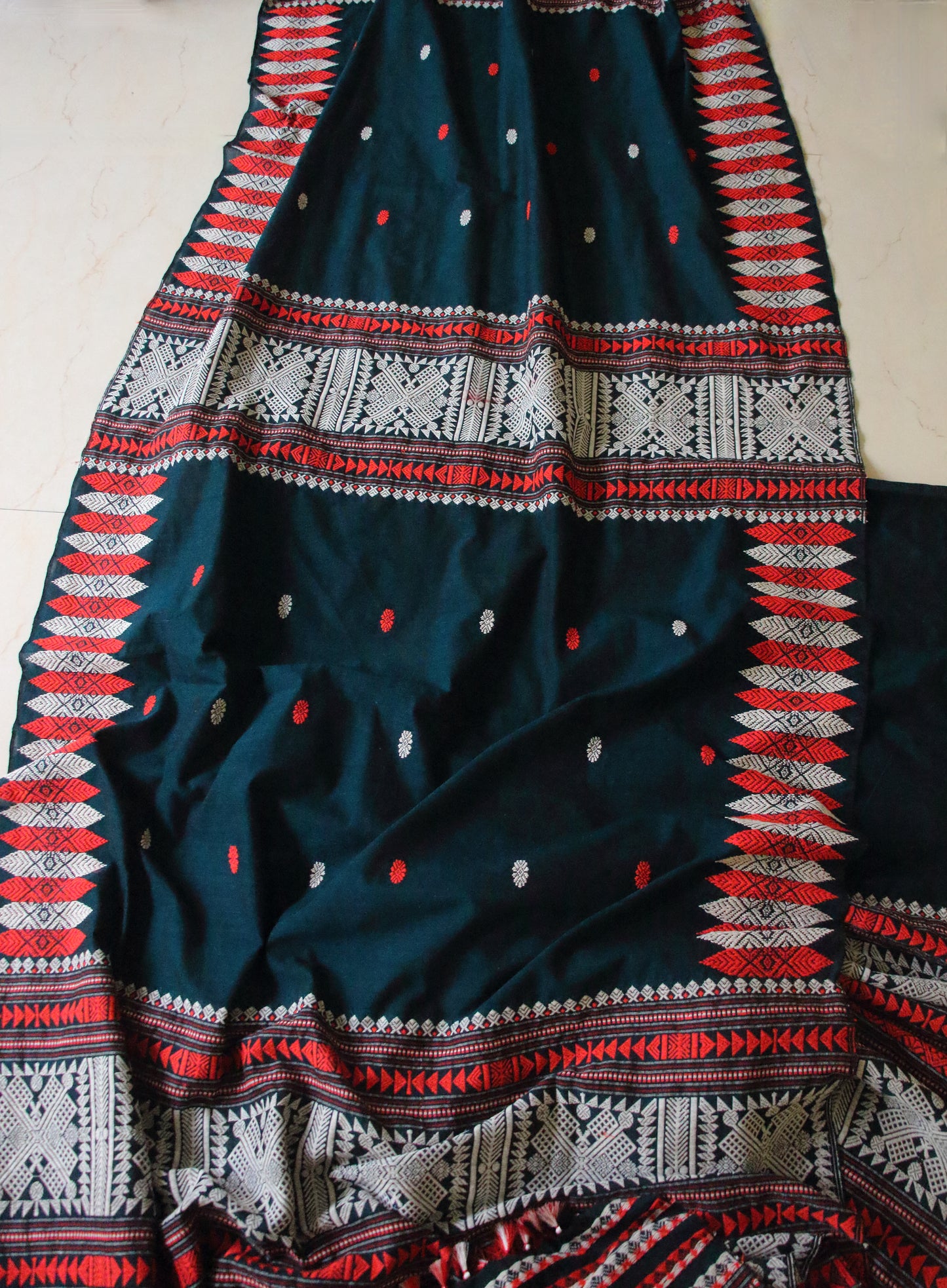 Green Cotton Traditional Tribal Design Handloom Mekhela Chador Set