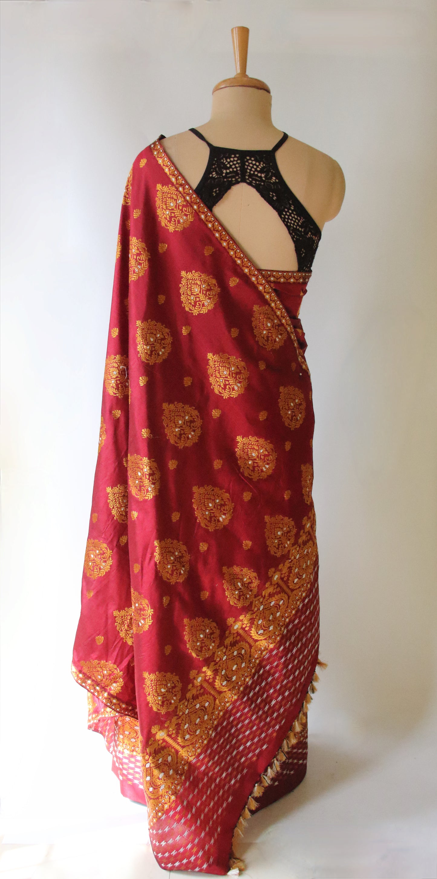 Maroon Red Traditional Pure Silk Mekhela Chador Set
