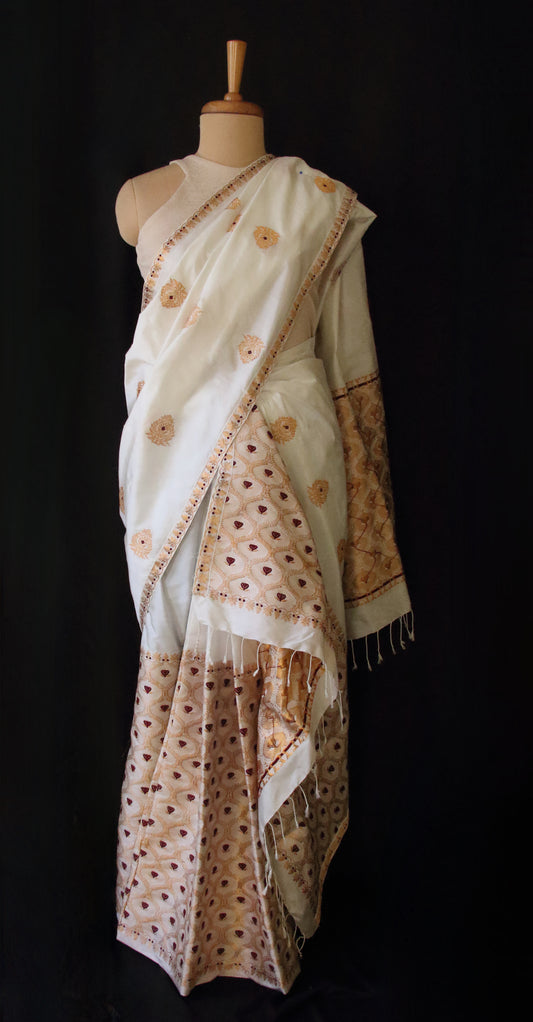 Natural White Handloom Mulberry Silk Mekhla Chador Set