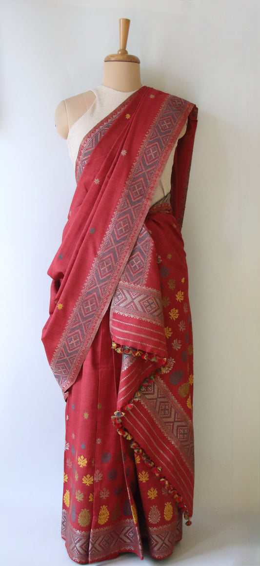 Maroon Narural Dyed Eri Silk Mekhela Chador Set
