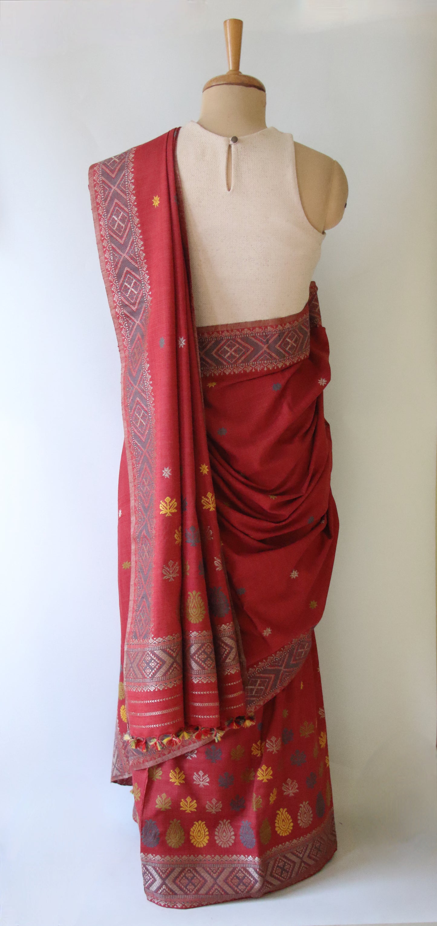 Maroon Narural Dyed Eri Silk Mekhela Chador Set