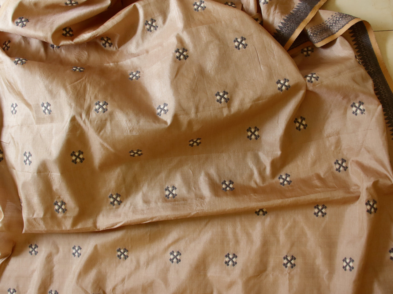 Two tone Mocha Brown Handloom Silk Saree from Assam