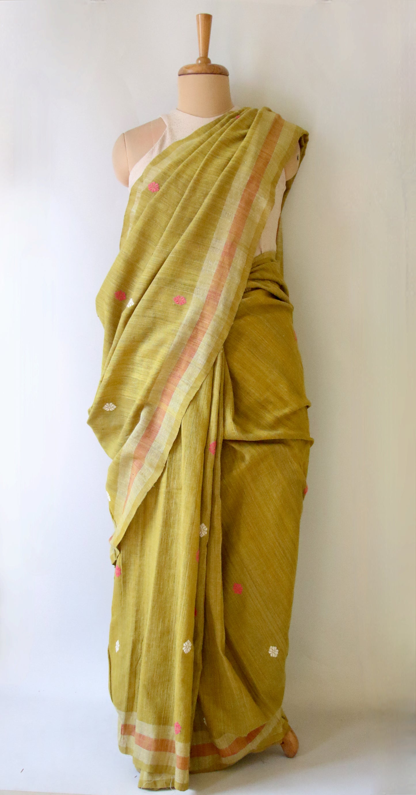 Handwoven Green colour Natural Dyed Eri Silk Sari from Assam