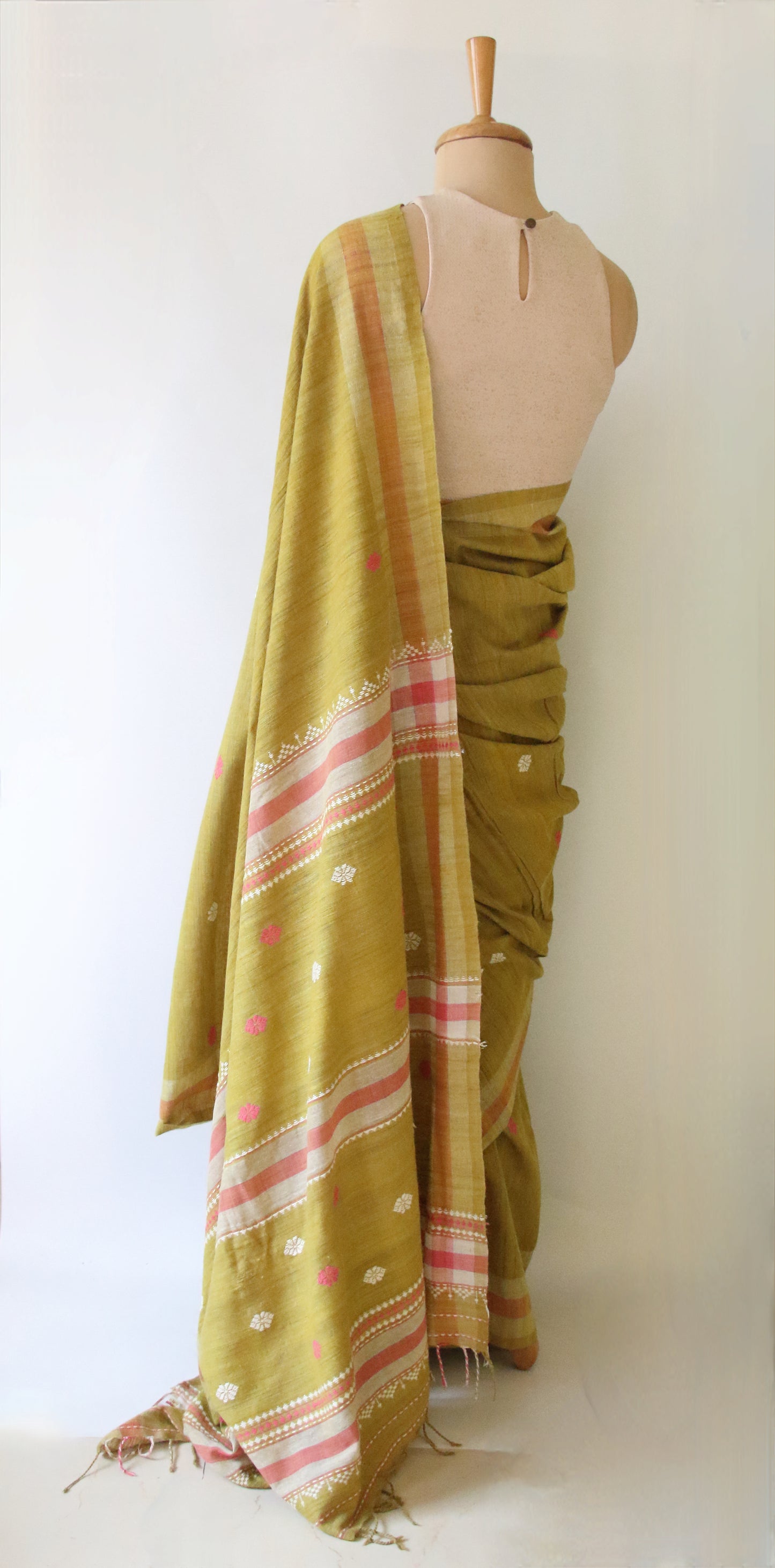 Handwoven Green colour Natural Dyed Eri Silk Sari from Assam