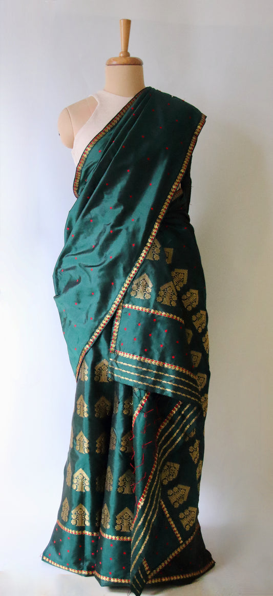 Green Handloom Mulberry Silk Mekhla Chador Set