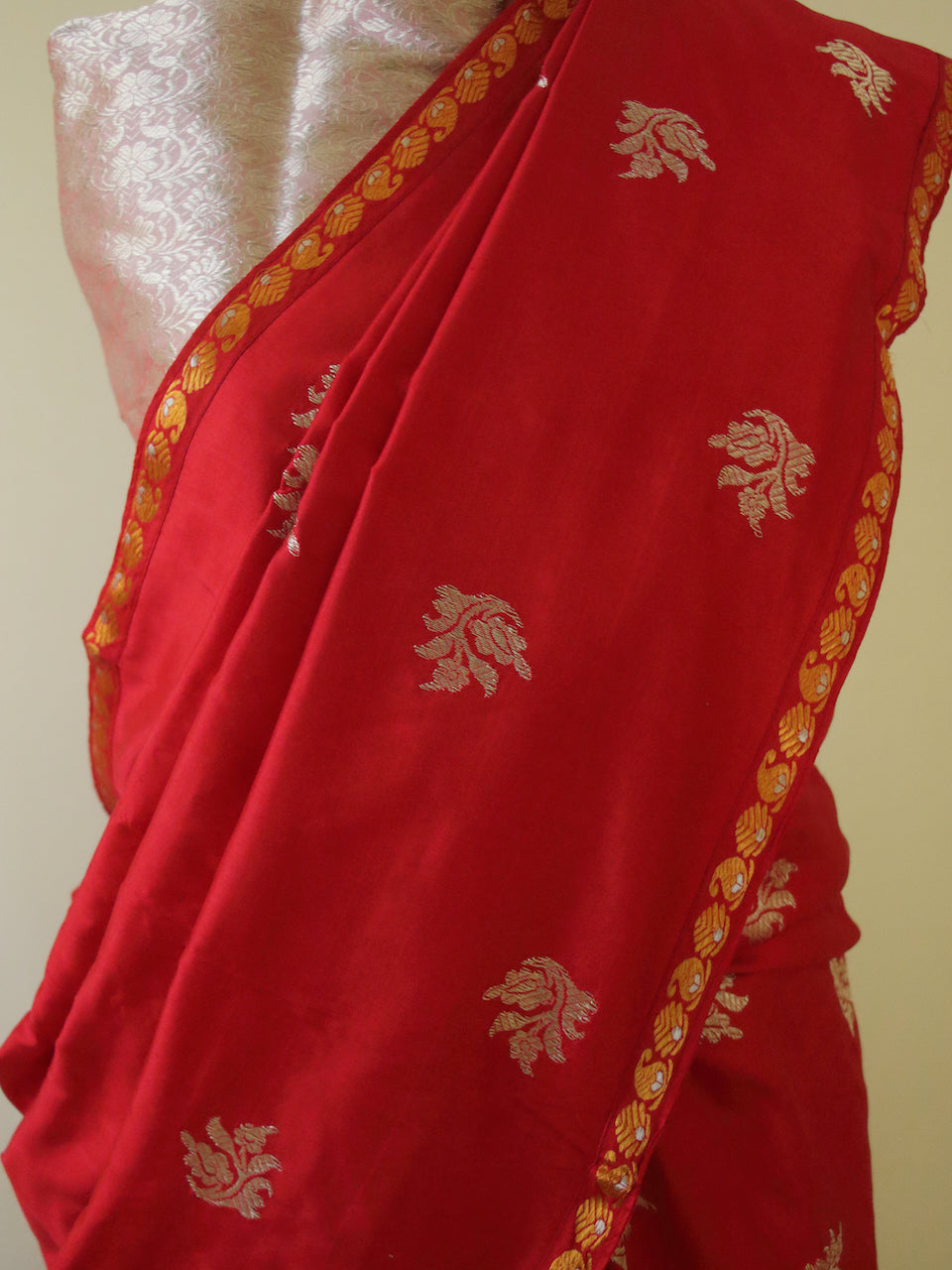 Red and Silver Mulberry Silk Mekhela Chador Set