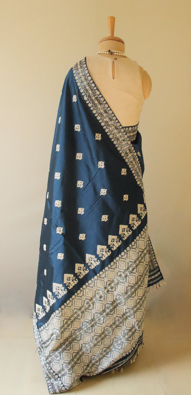 Prussian Blue Traditional Handloom Mulberry Silk Mekhla Chador Set from Assam