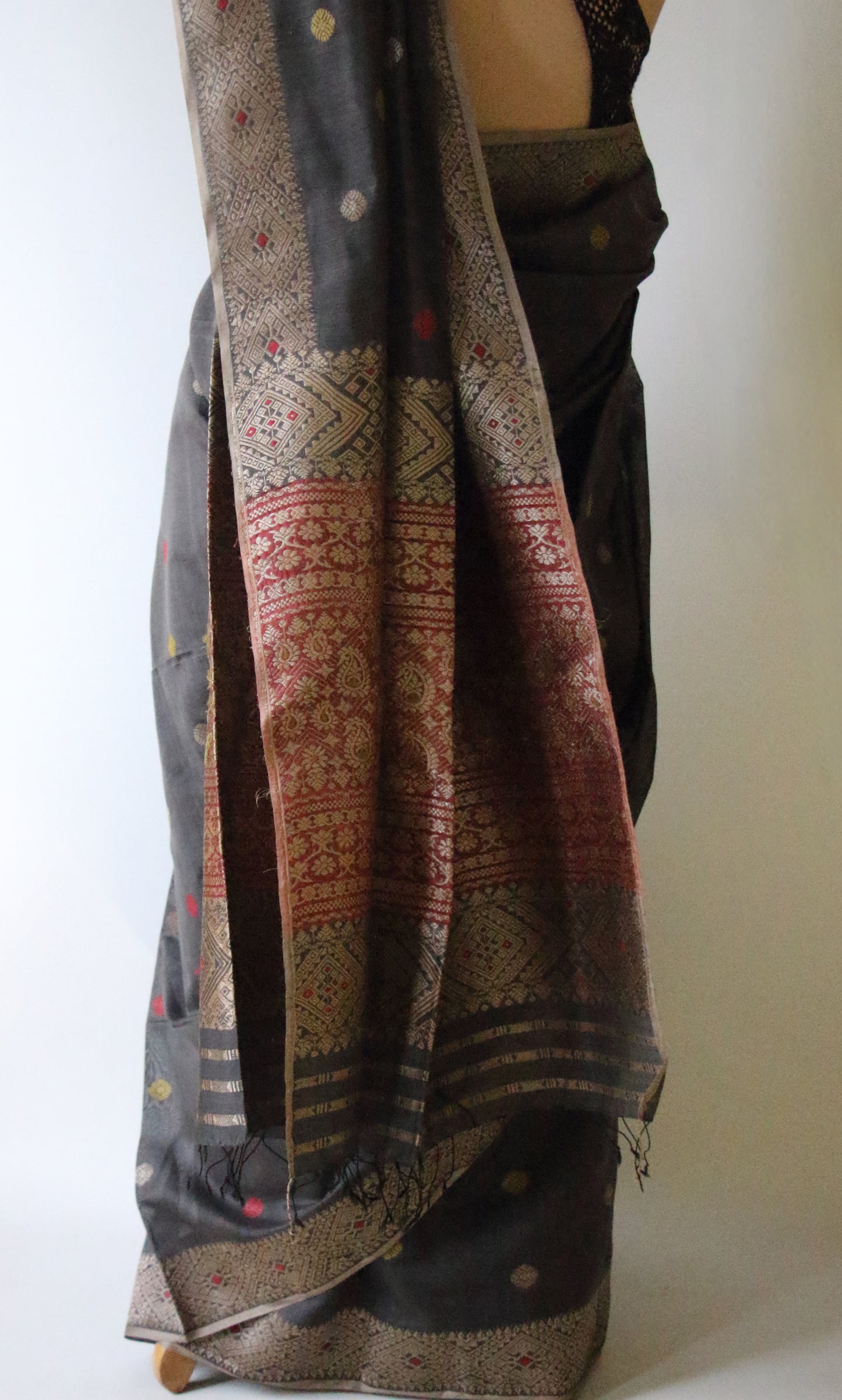 Natural Dyed Grey Handloom Silk  Saree from Assam
