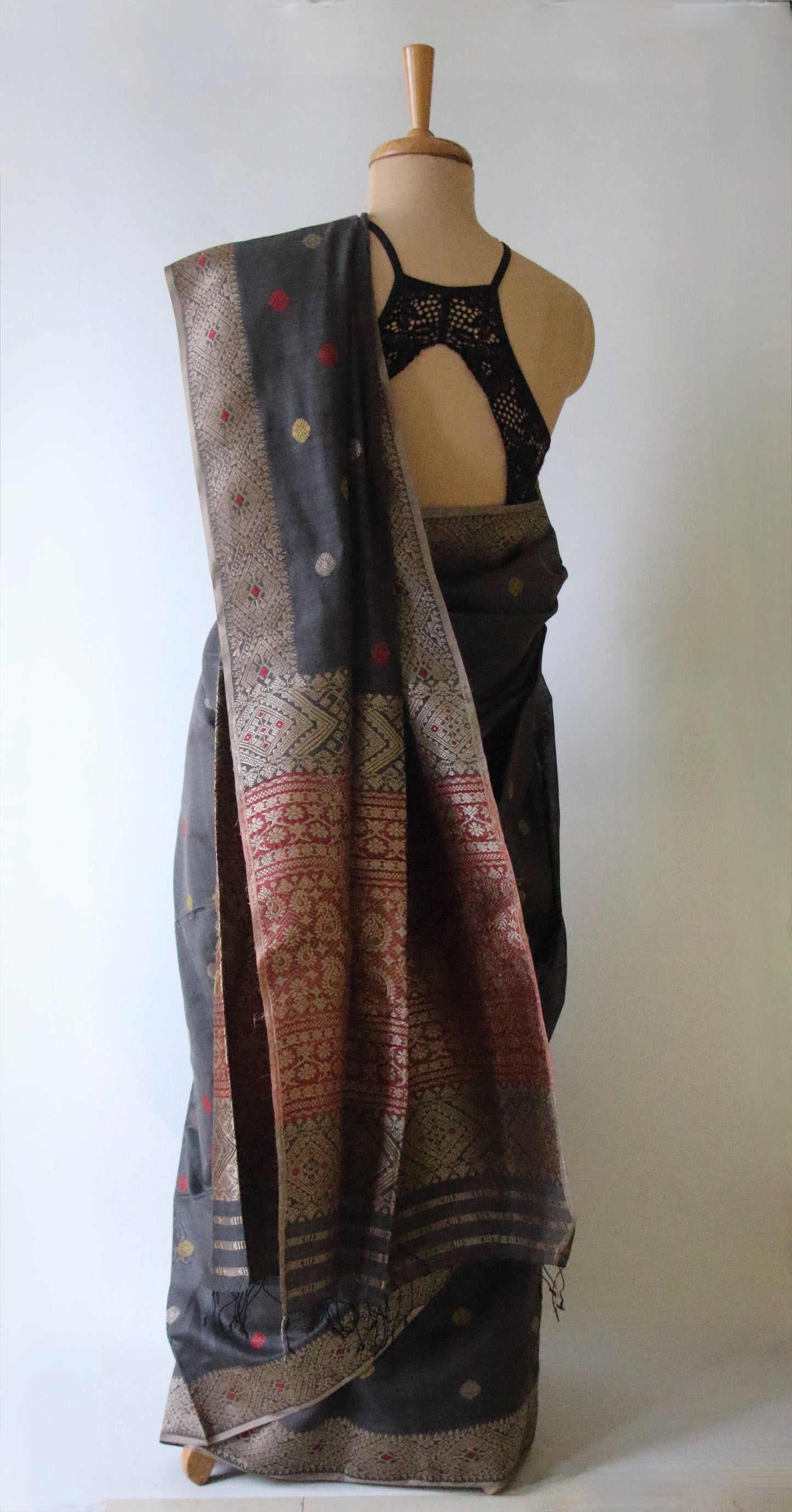 Natural Dyed Grey Handloom Silk  Saree from Assam