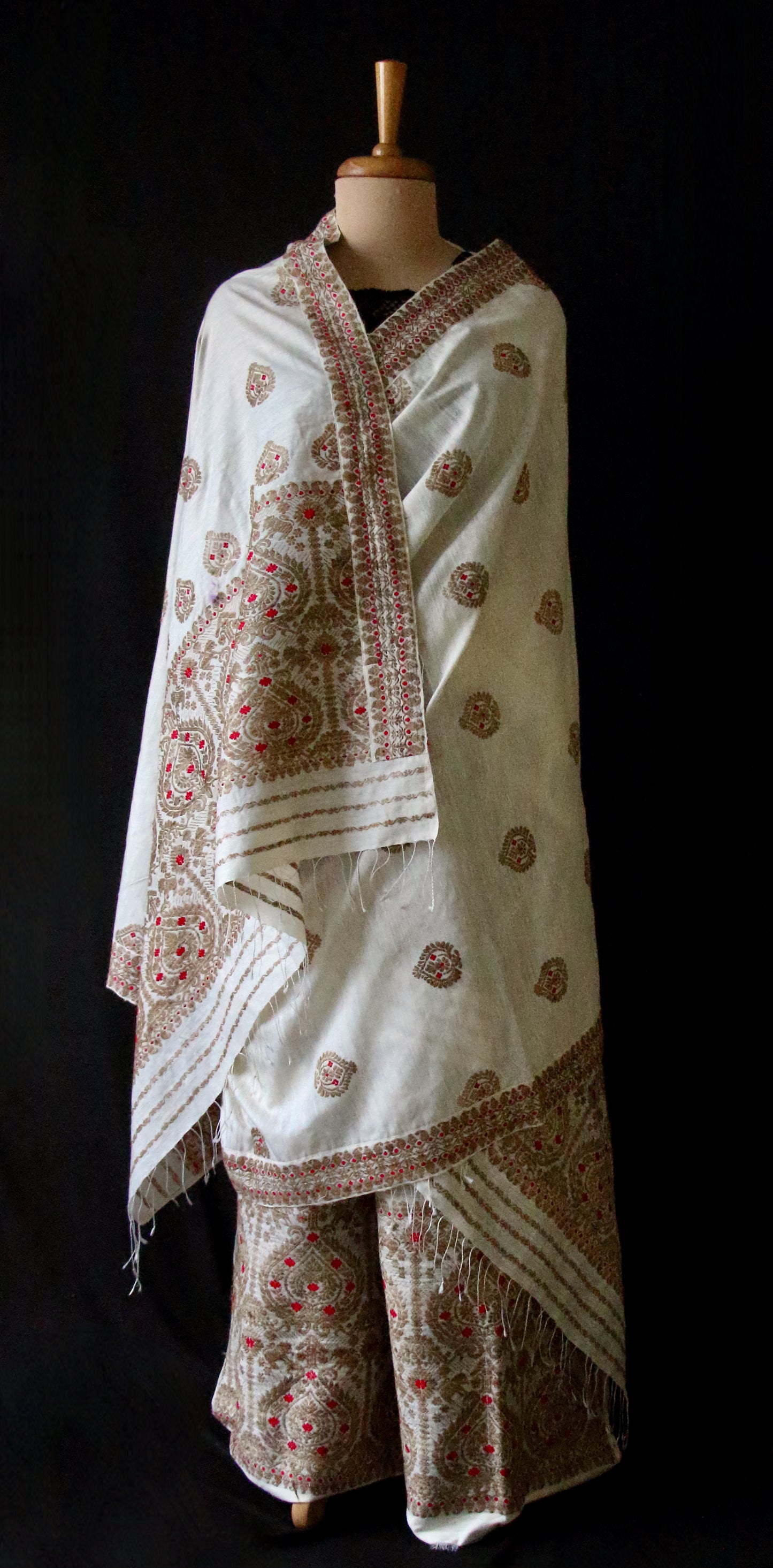 Handloom Natural Off White Eri Silk by Mulberry Silk Mekhela Chador Set