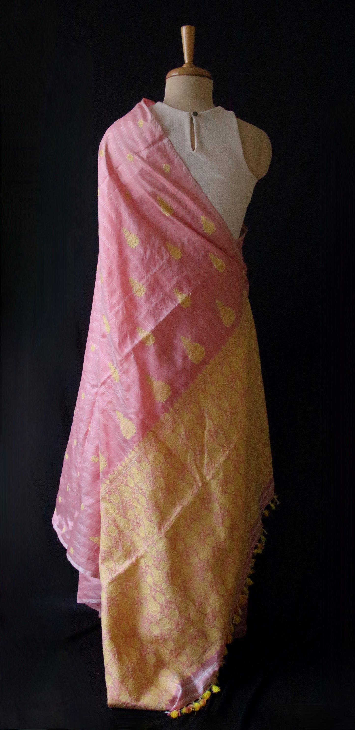 Pink Natural dyed Handloom Silk Saree with chequered effect from Assam