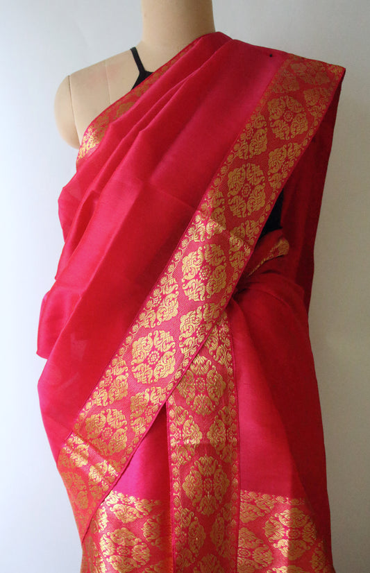 Magenta Pink  Handloom Mulberry Silk Mekhla Chador Set
