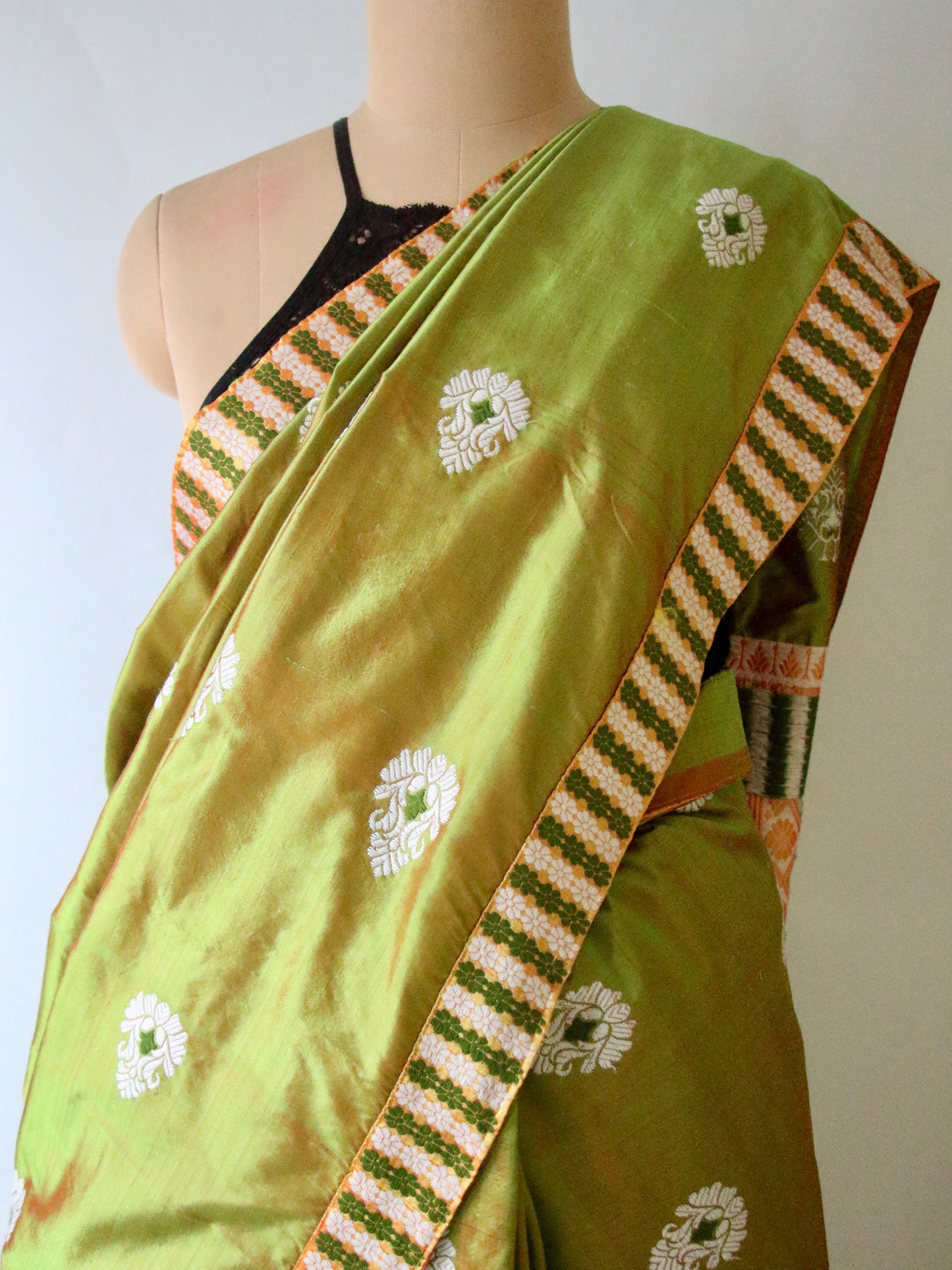 Two Tone Green Colour Handloom Mulberry Silk Saree from Assam