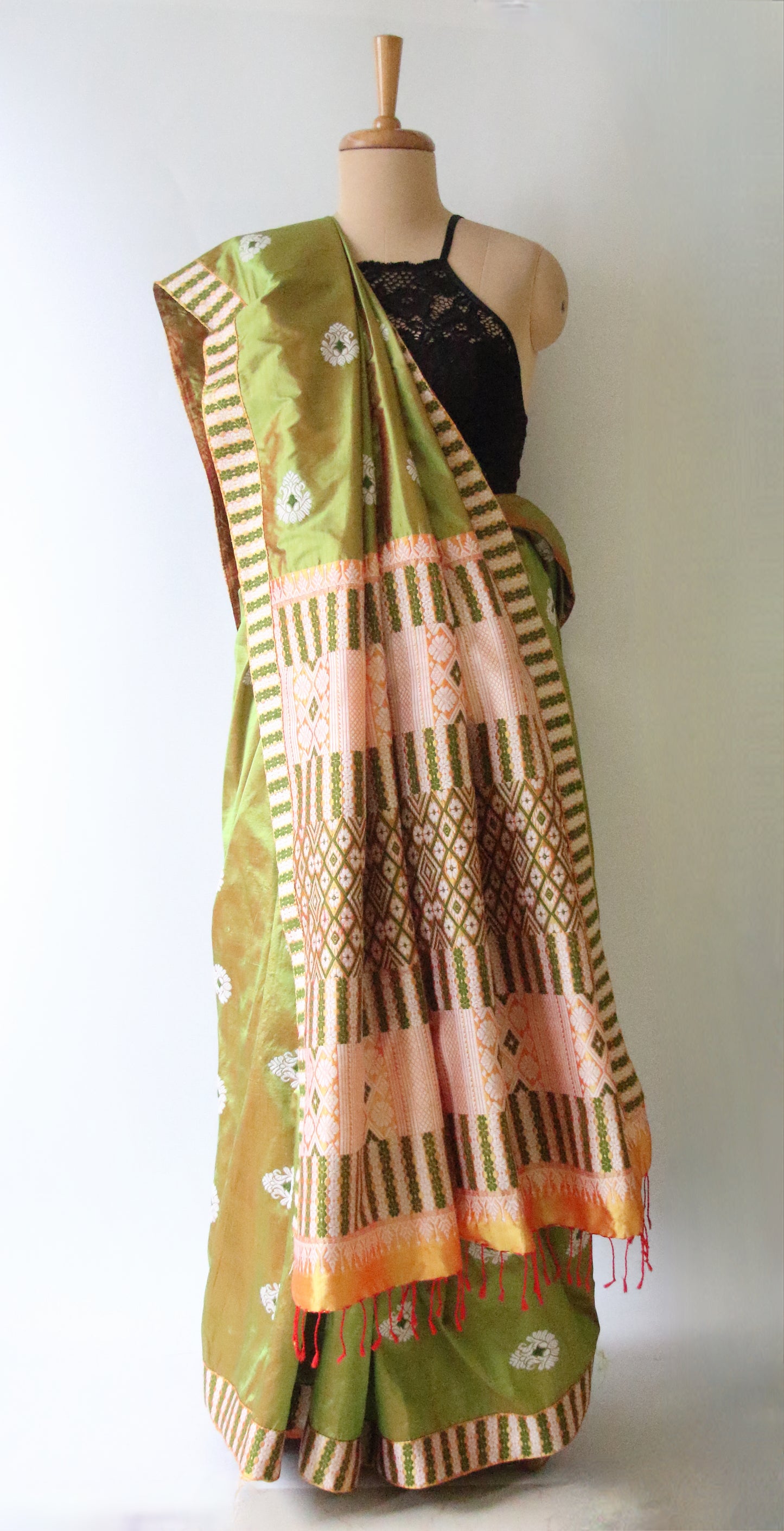 Two Tone Green Colour Handloom Mulberry Silk Saree from Assam