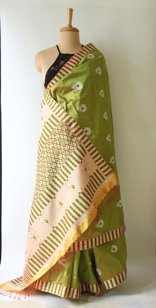 Two Tone Green Colour Handloom Mulberry Silk Saree from Assam