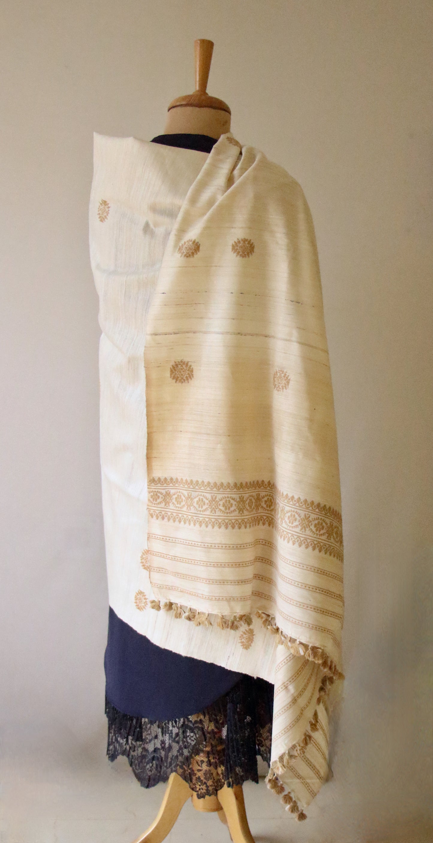 Handloom Eri Silk Shawl in hand spun yarns from Assam