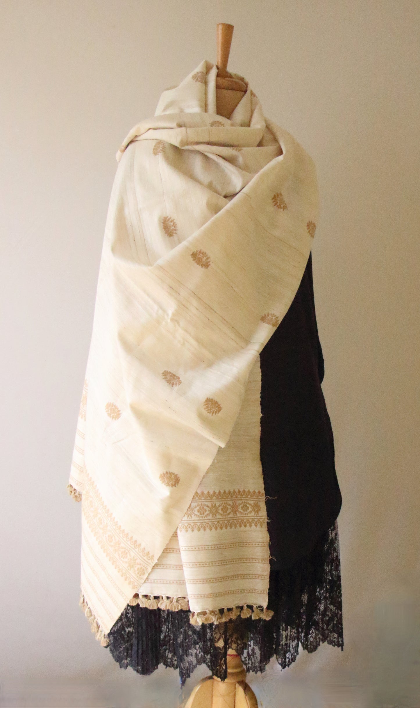 Handloom Eri Silk Shawl in hand spun yarns from Assam