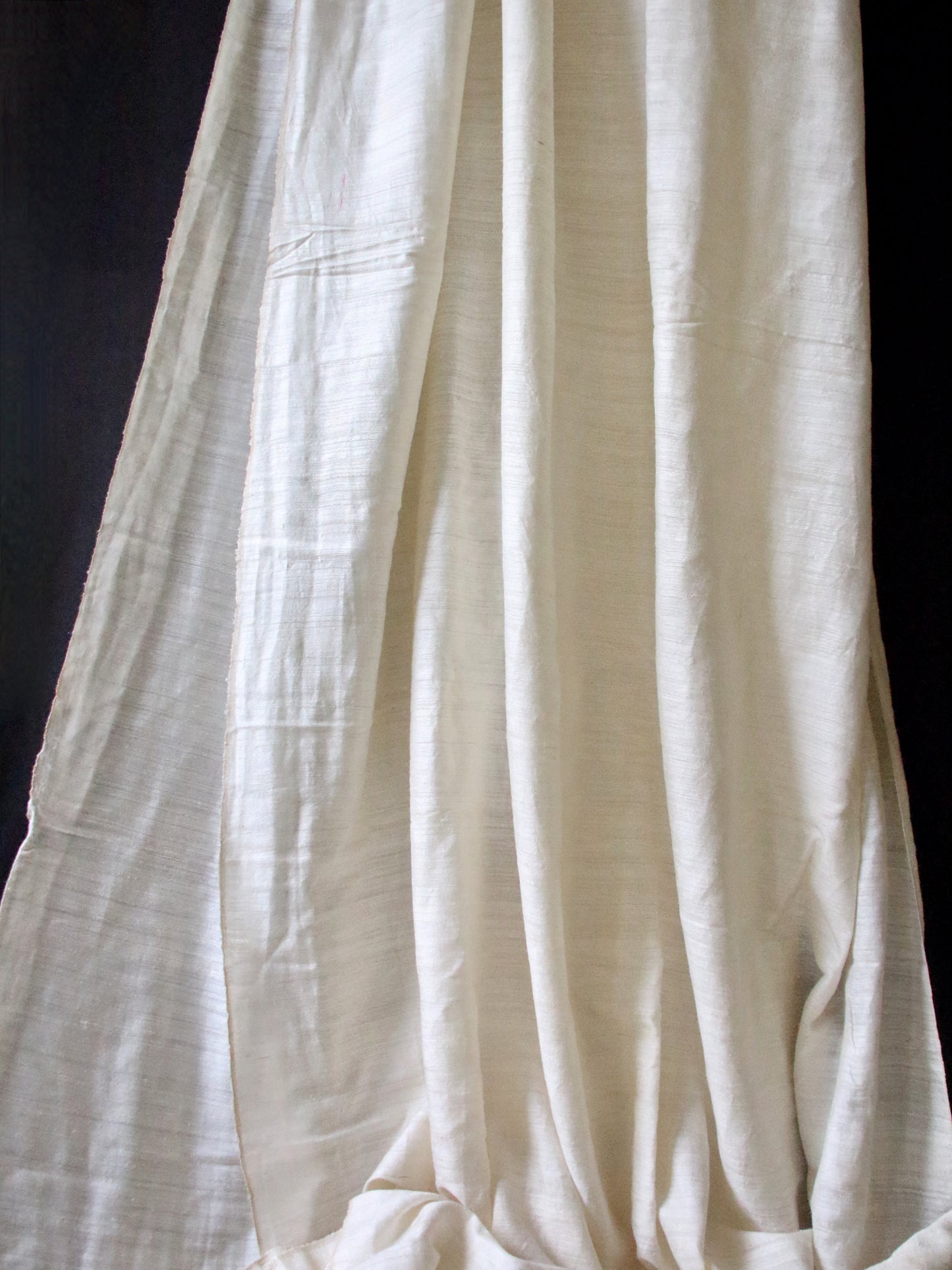 Handloom Mulberry Matka Silk in Natural off White  - width 45"