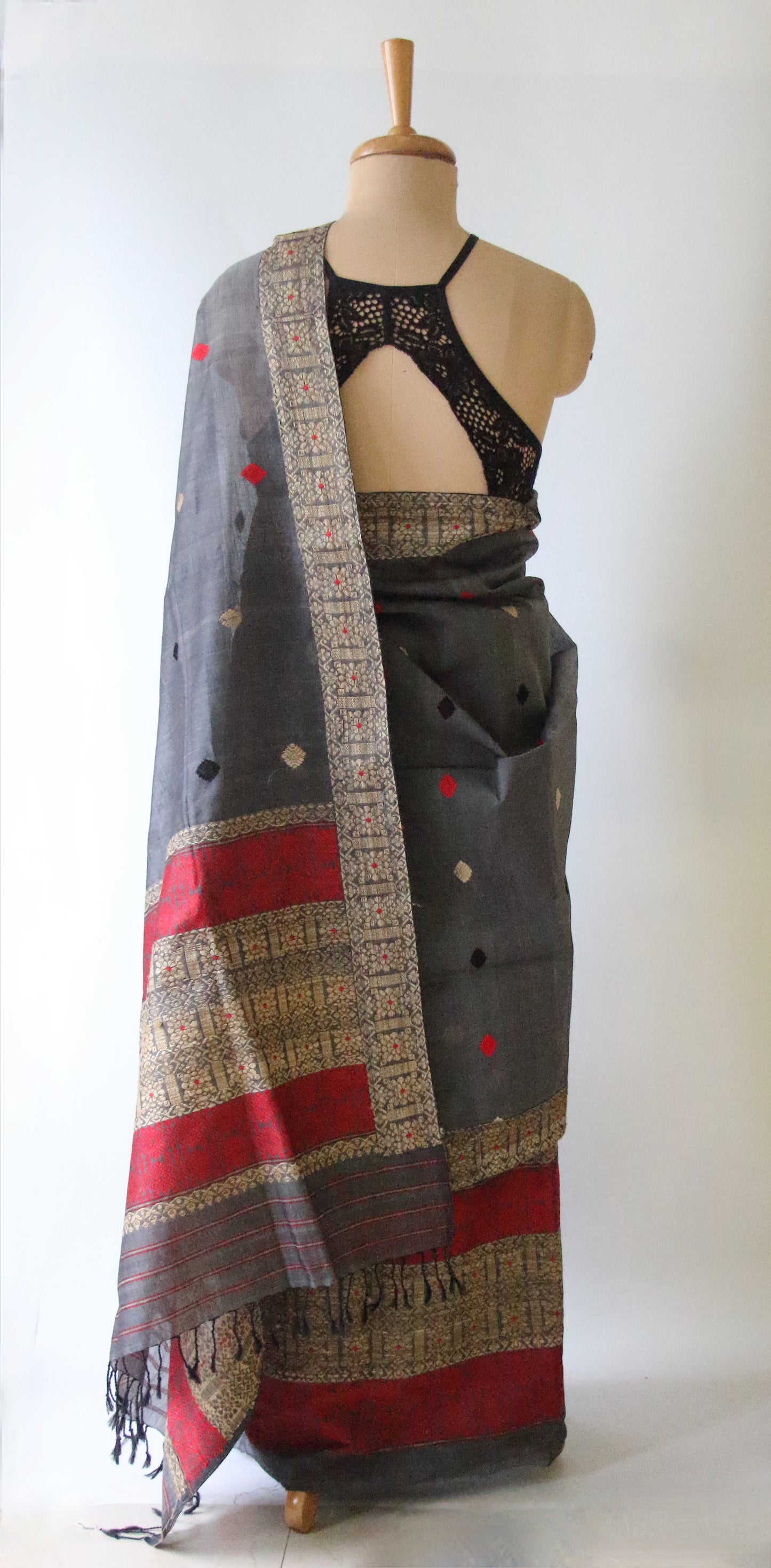 Natural Dyed  Grey Cotton Silk Handloom Mekhela Chador Set