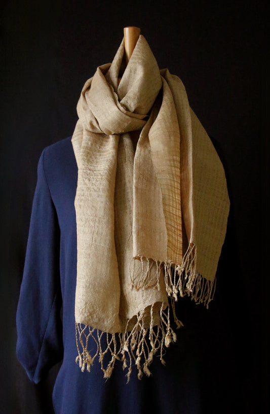 Luxurious Muga Silk Scarf / Stole in Check Effect / handwoven from Assam