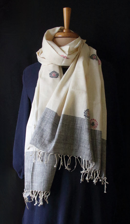 Eri Silk  Handwoven Stole / Scarf  from Assam