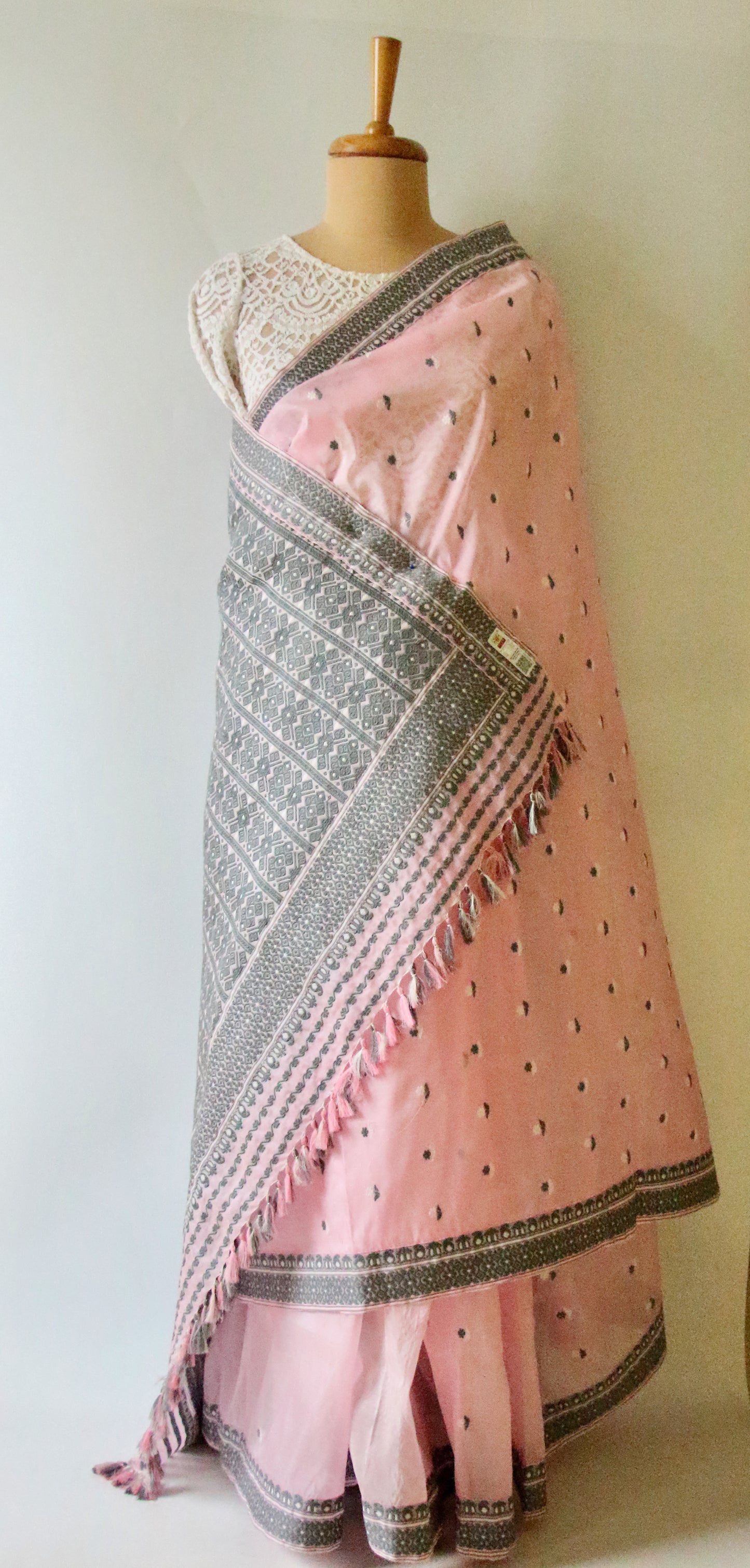 Soft Pink  Handloom Mulberry Silk / Organza  Saree  from Assam