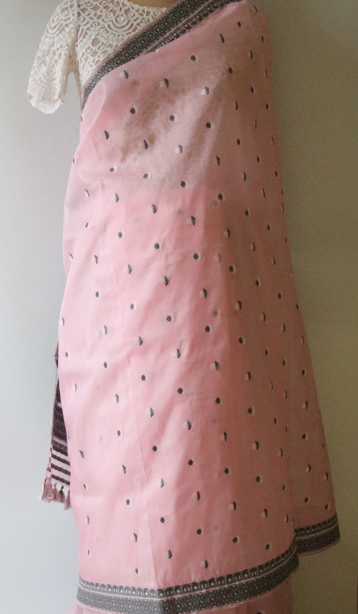 Soft Pink  Handloom Mulberry Silk / Organza  Saree  from Assam