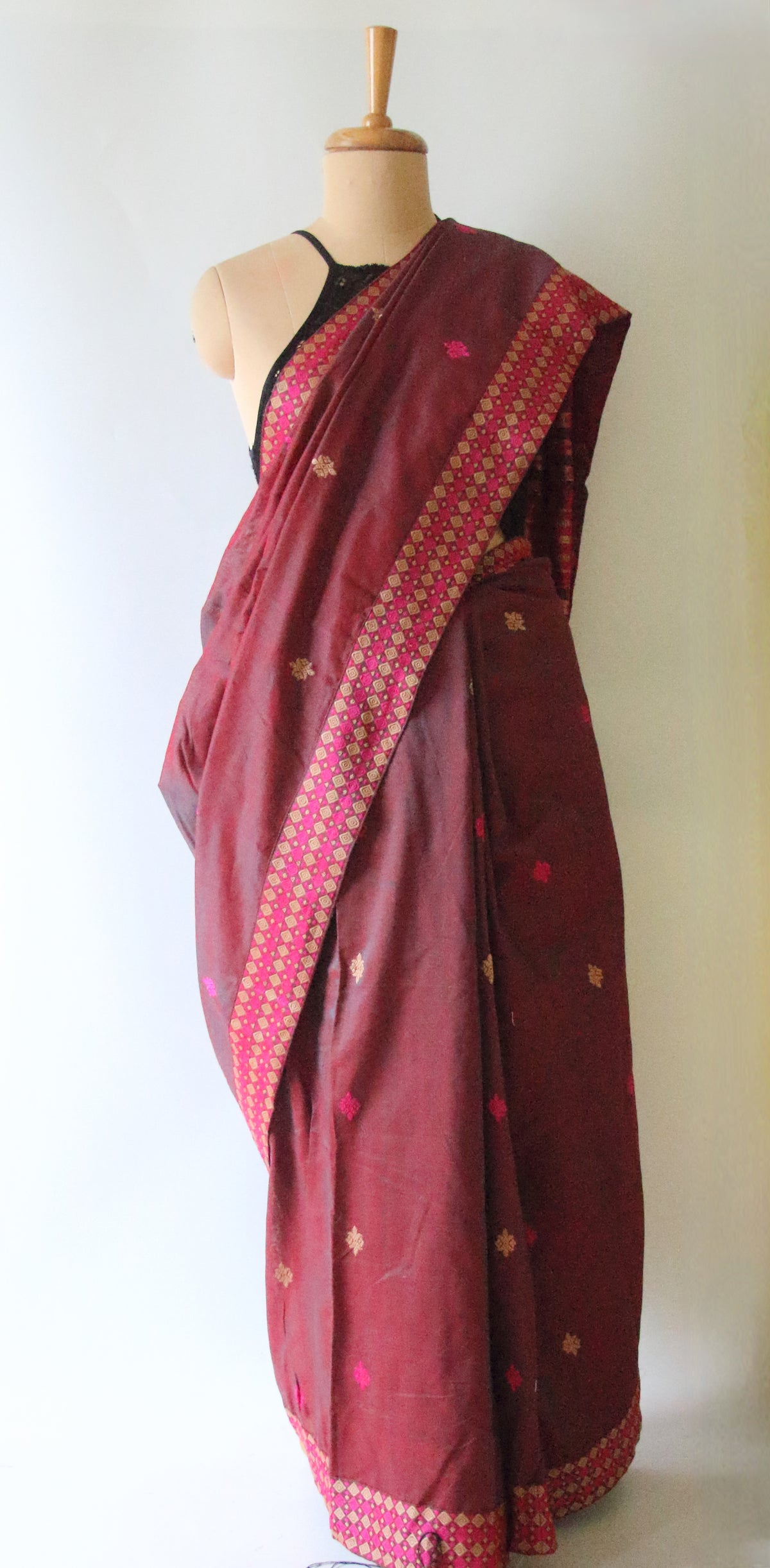 Two Tone Red Handloom Cotton Saree from Assam