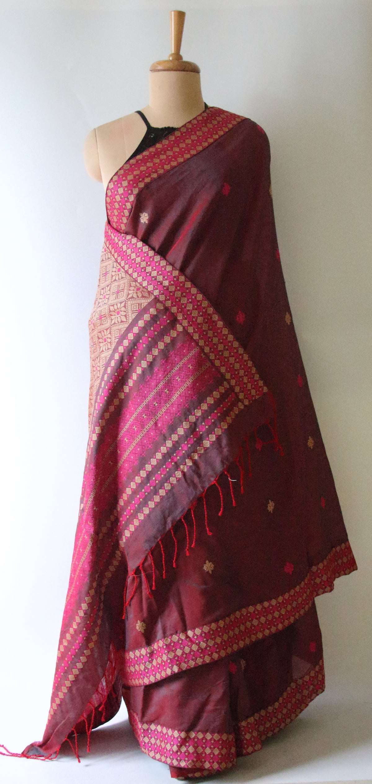Two Tone Red Handloom Cotton Saree from Assam