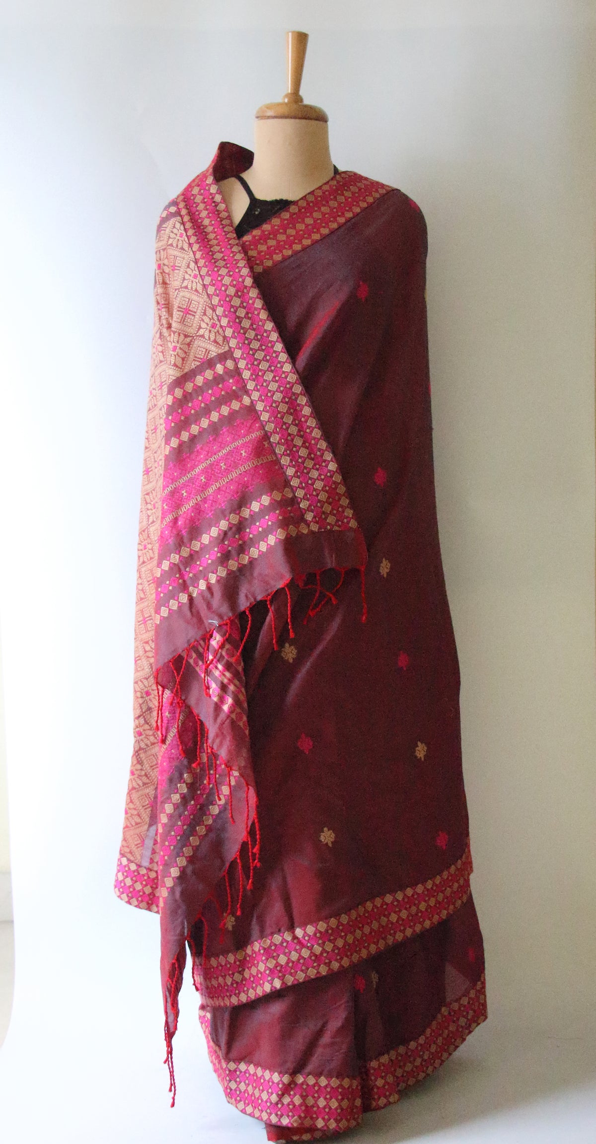 Two Tone Red Handloom Cotton Saree from Assam