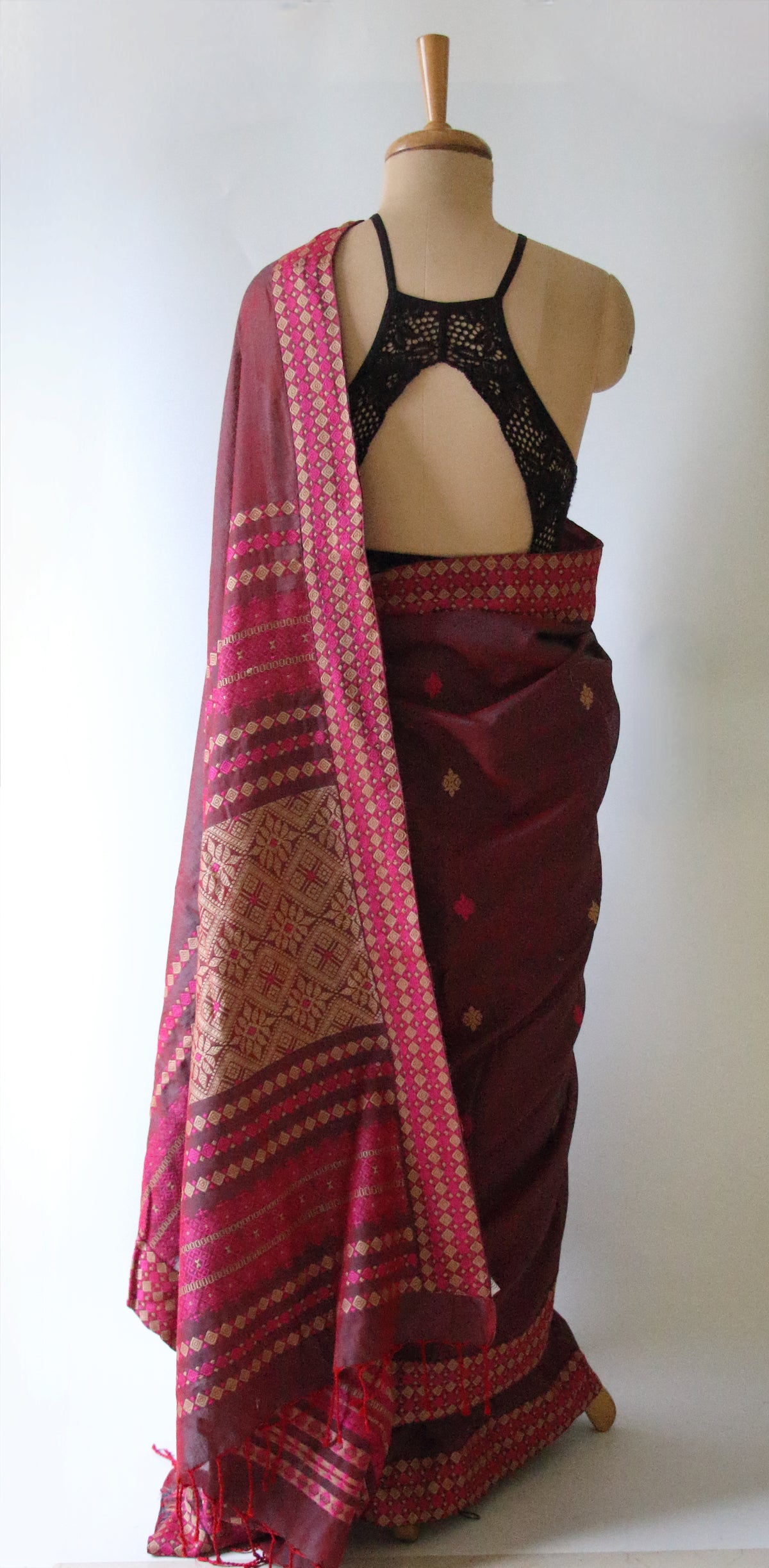 Two Tone Red Handloom Cotton Saree from Assam