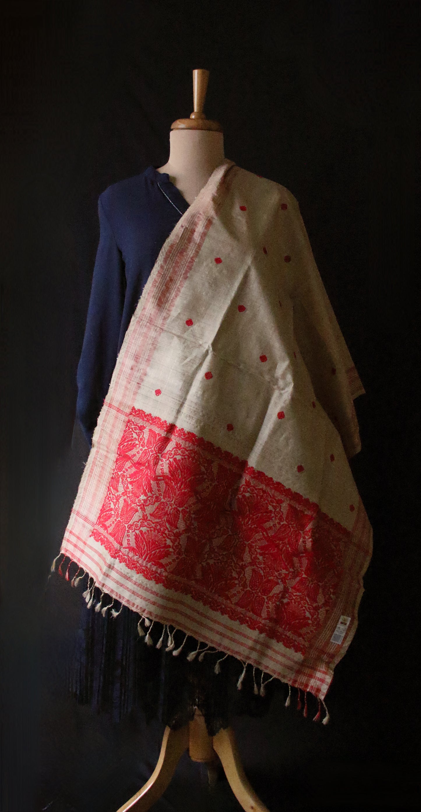 Handloom Traditional Muga Silk Shawl / Gamucha from Assam