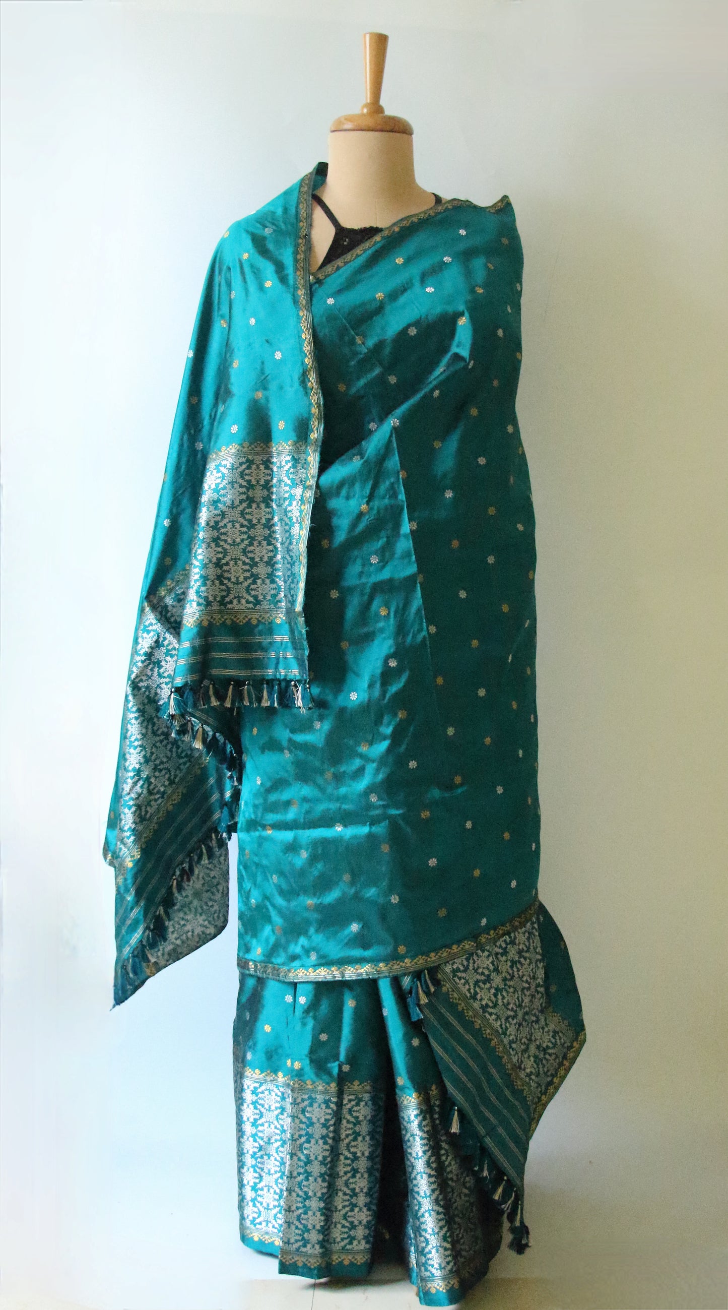 Ferozi Green Handloom Mulberry Silk Mekhla Chador Set from Assam